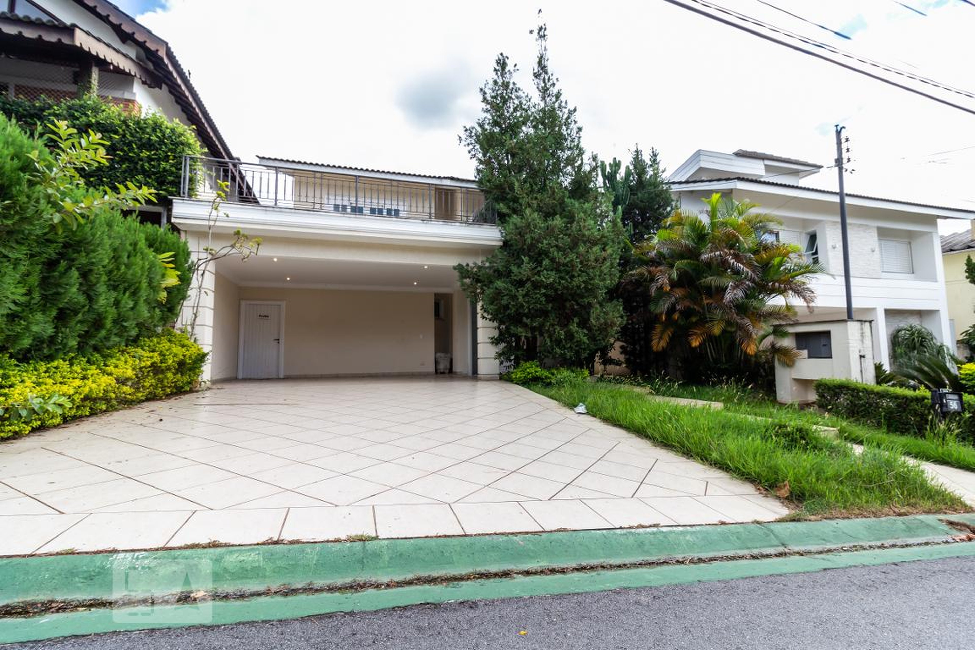 Fachada Condomínio em Alameda Araraquara, 56