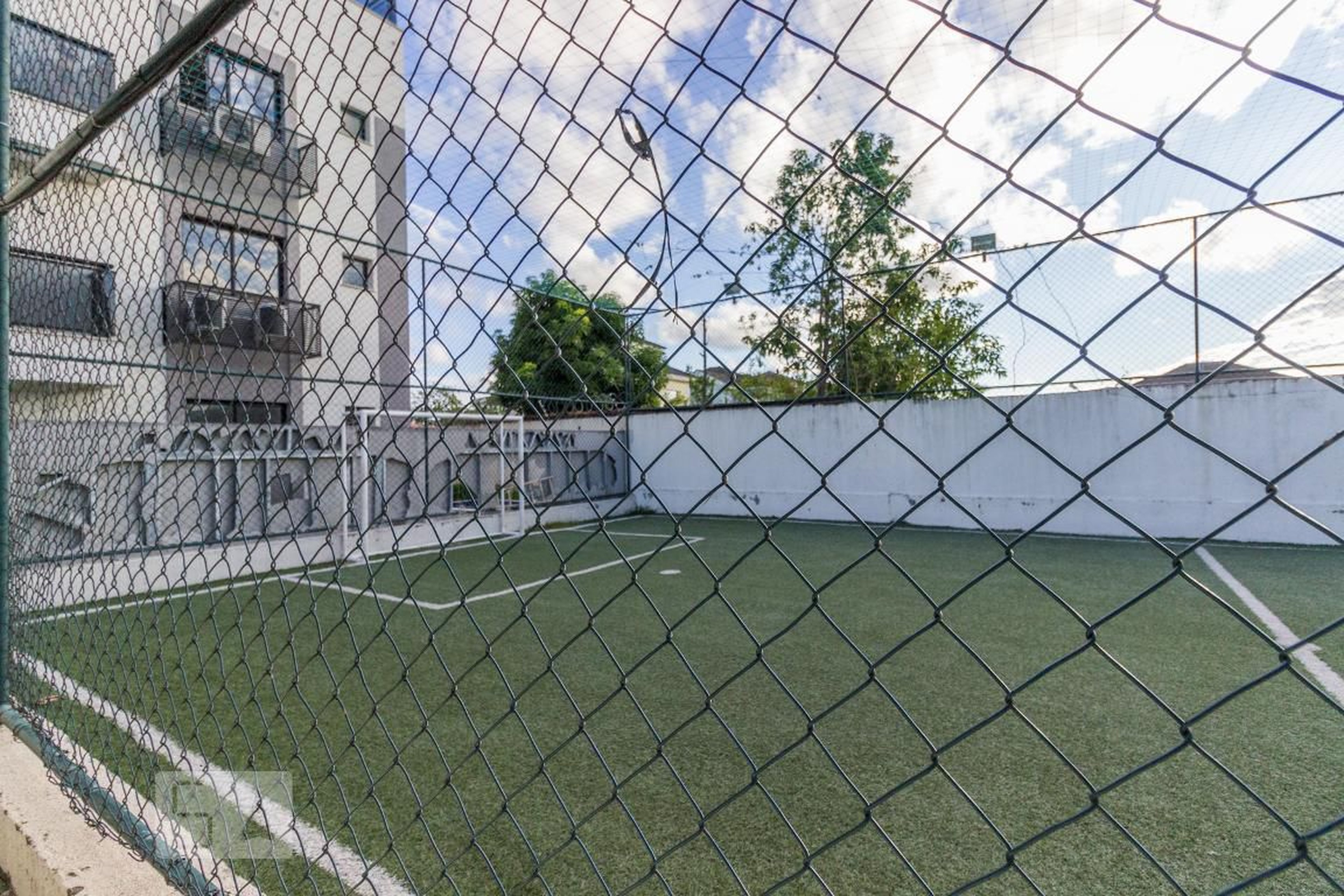 Campo de futebol - Outside Authentic Residences