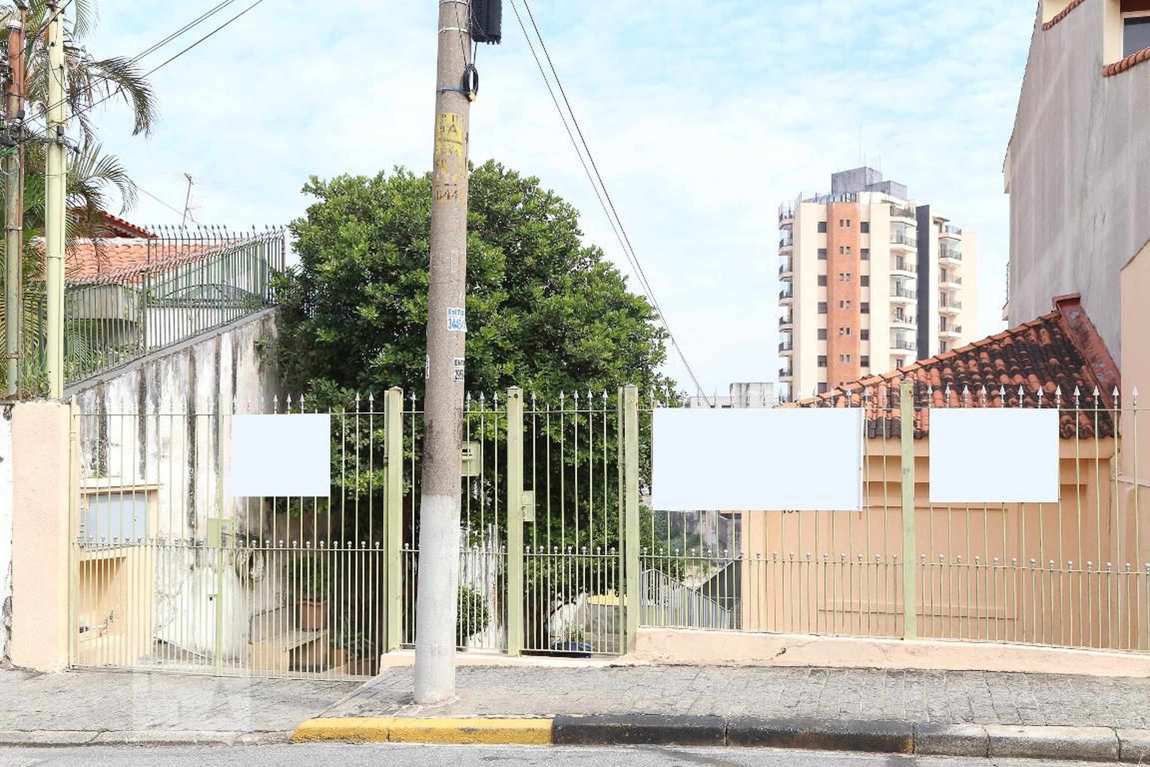 Fachada Condomínio em Rua Otacílio de Albuquerque, 183