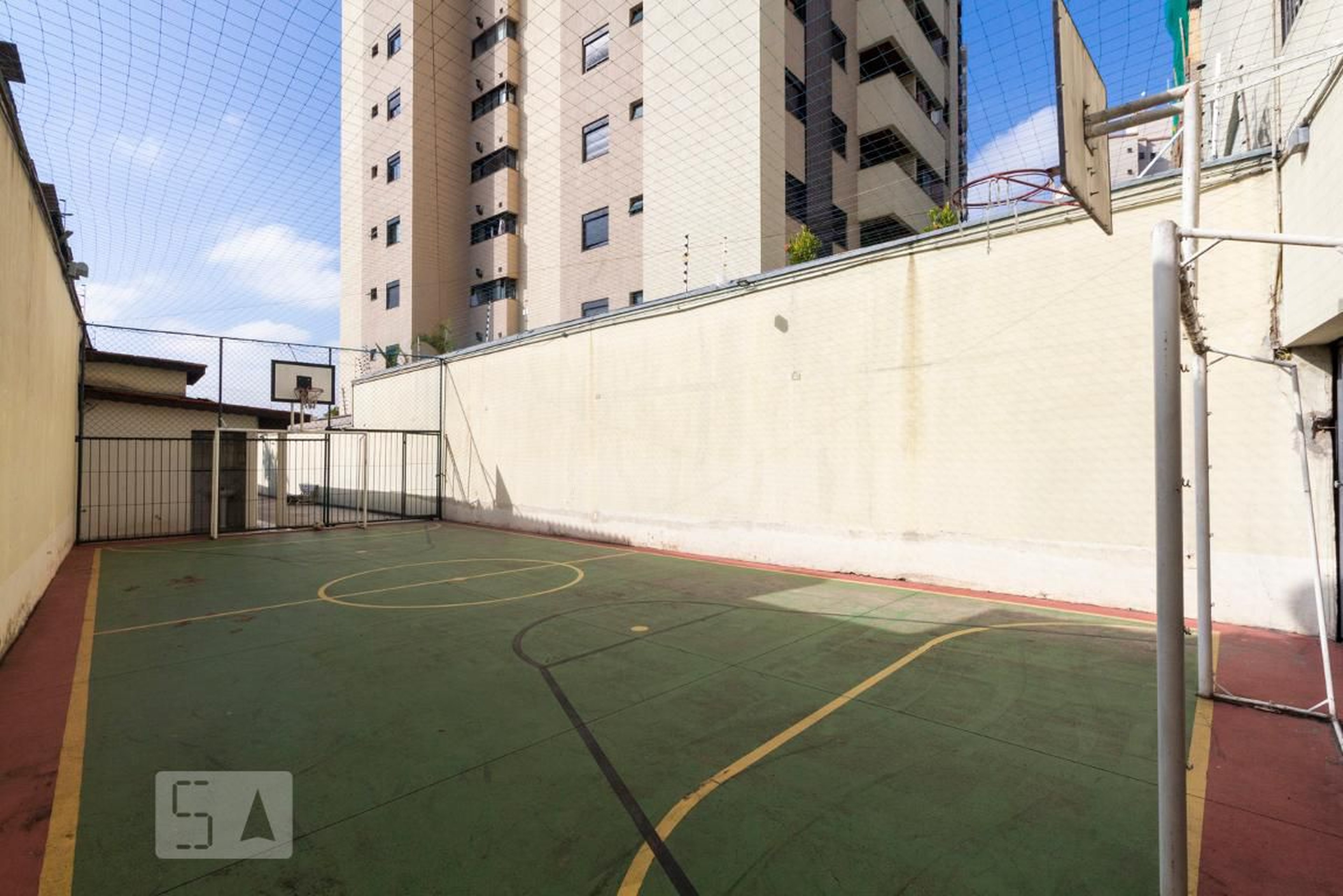 Quadra poliesportiva - Edifício Comodoro