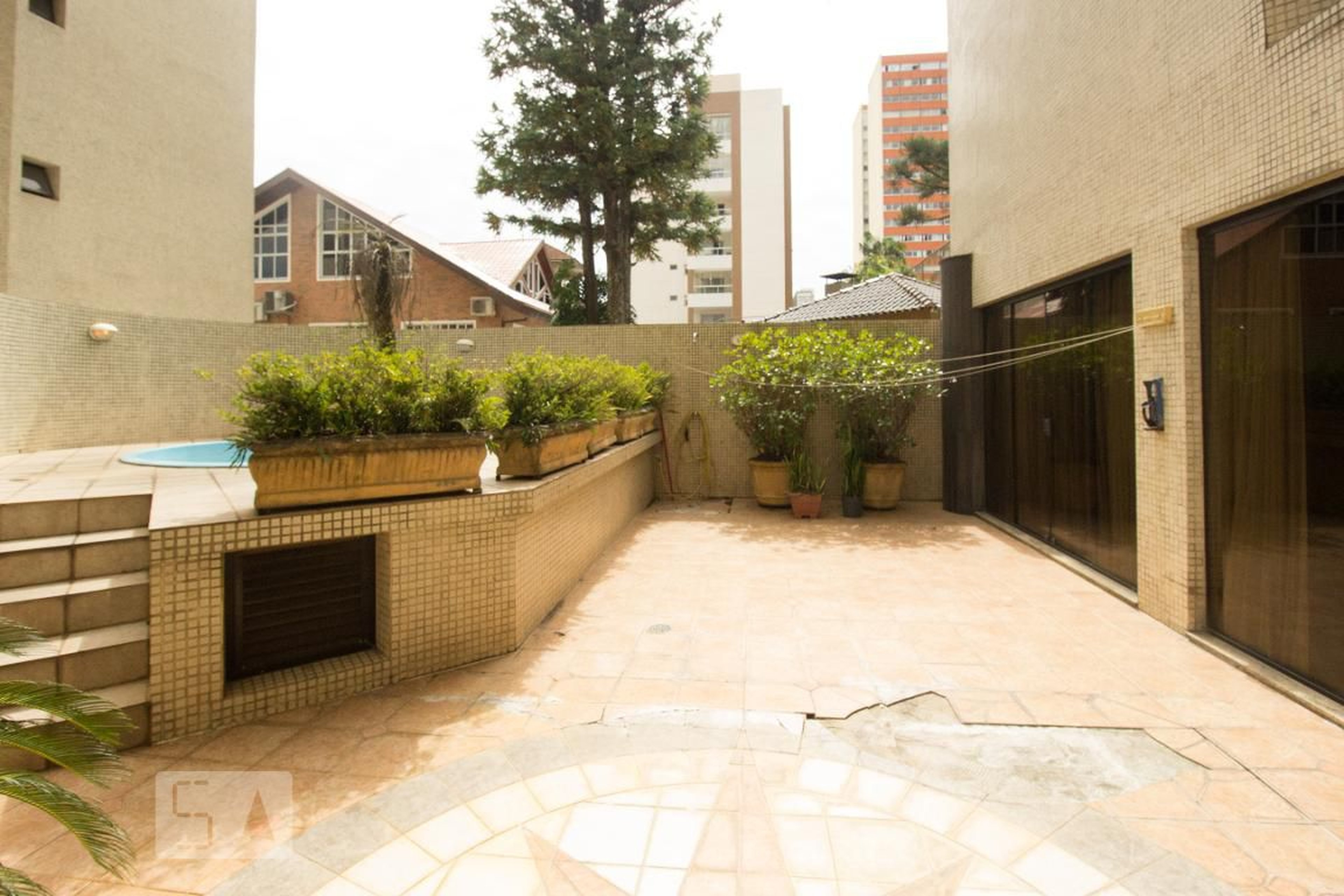 Área externa - Edifício Newport