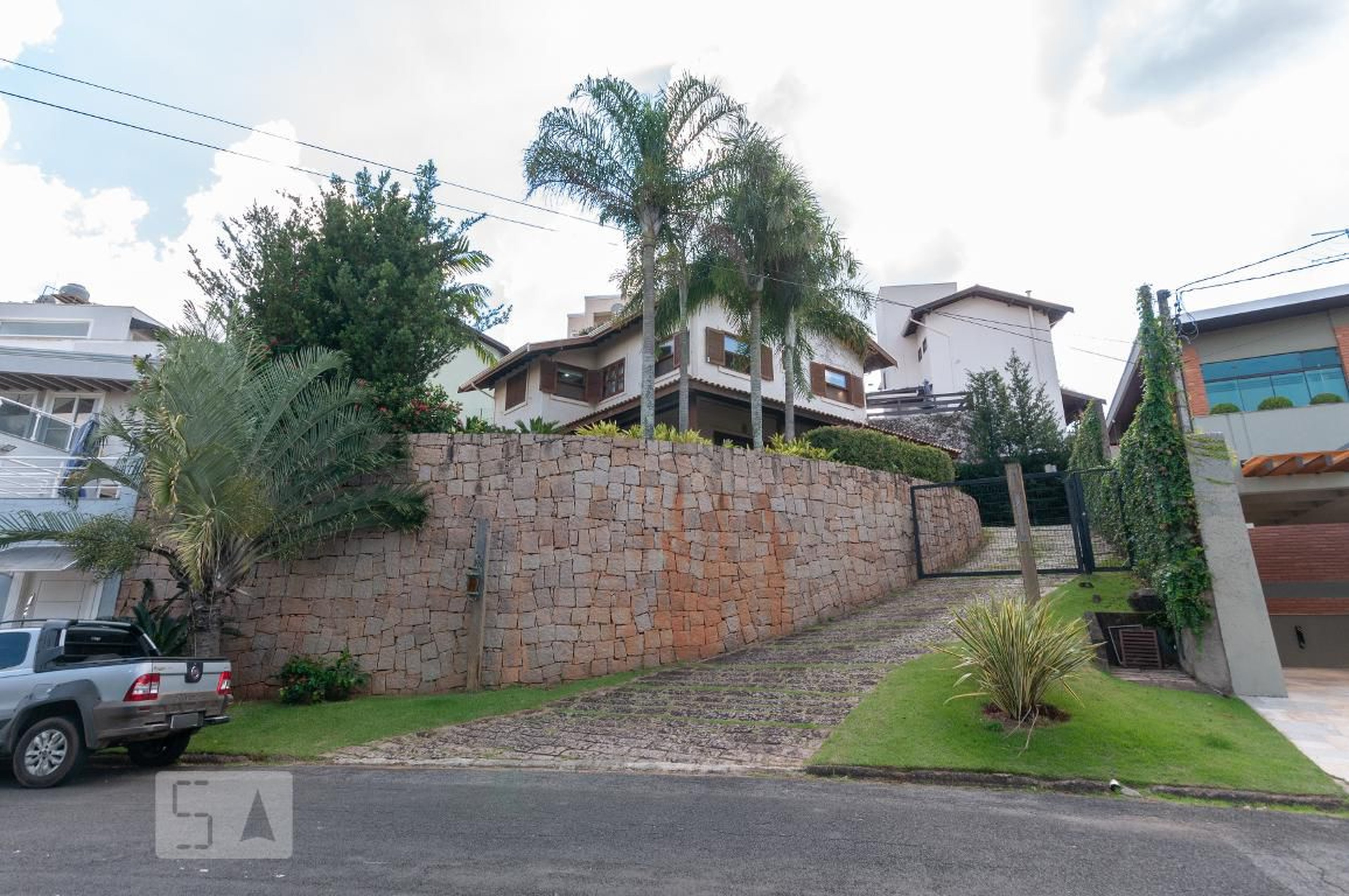 Fachada Condomínio em Rua Moacyr de Mello, 38