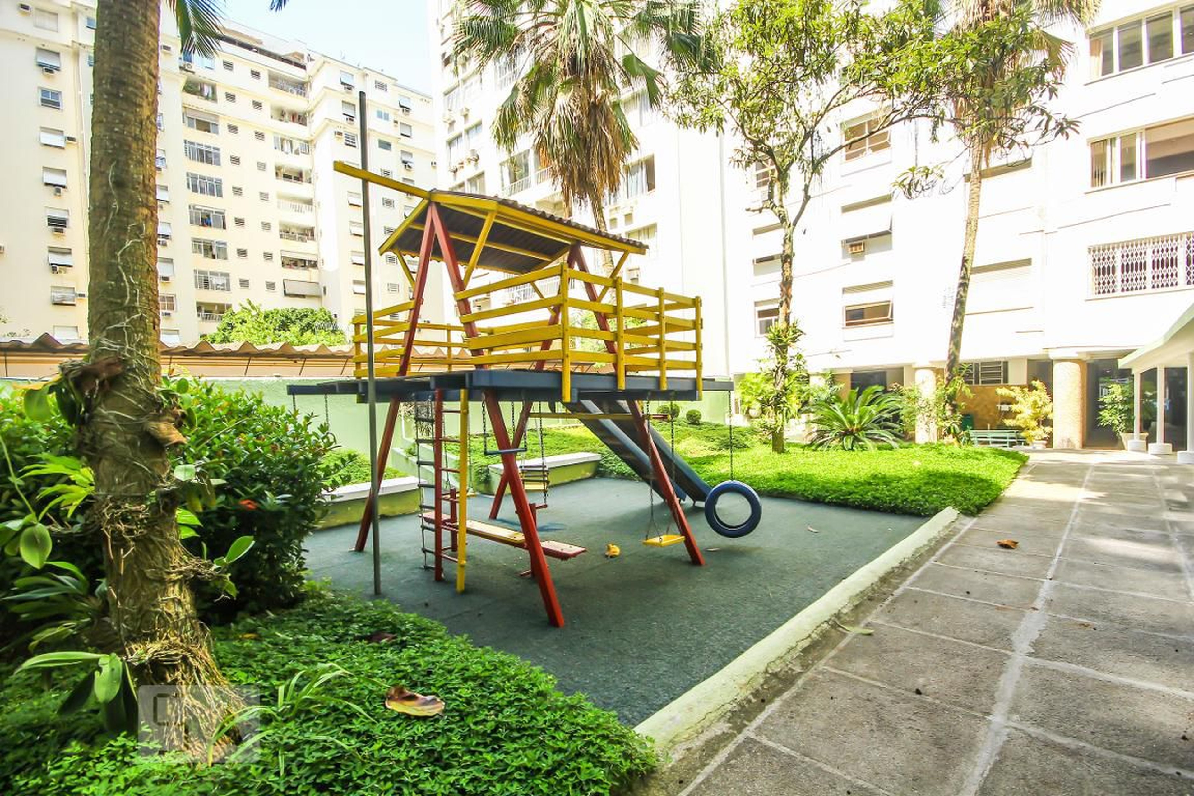 Playground - Edifício Cerro Corá