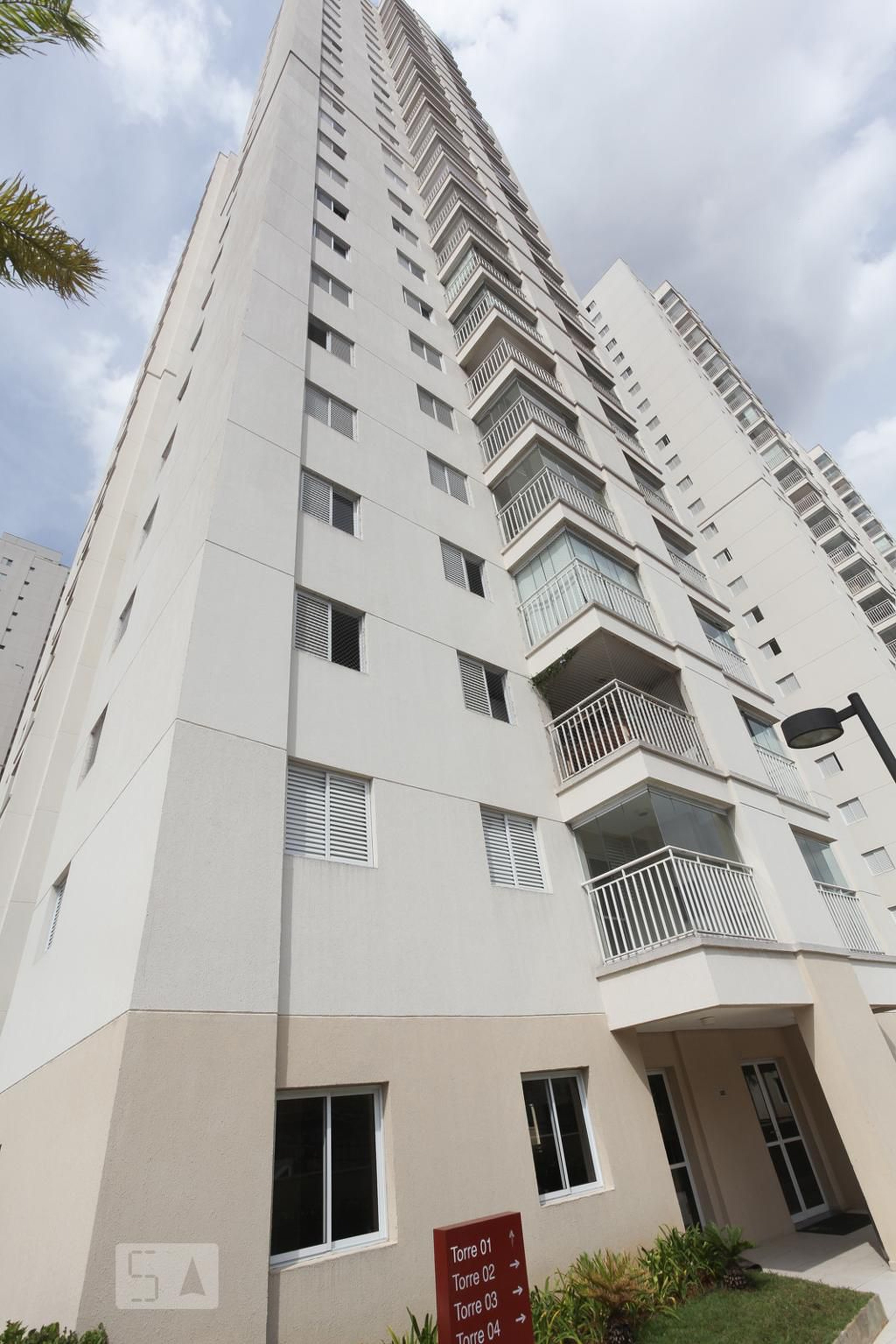 Prédio Condomínio Suprema