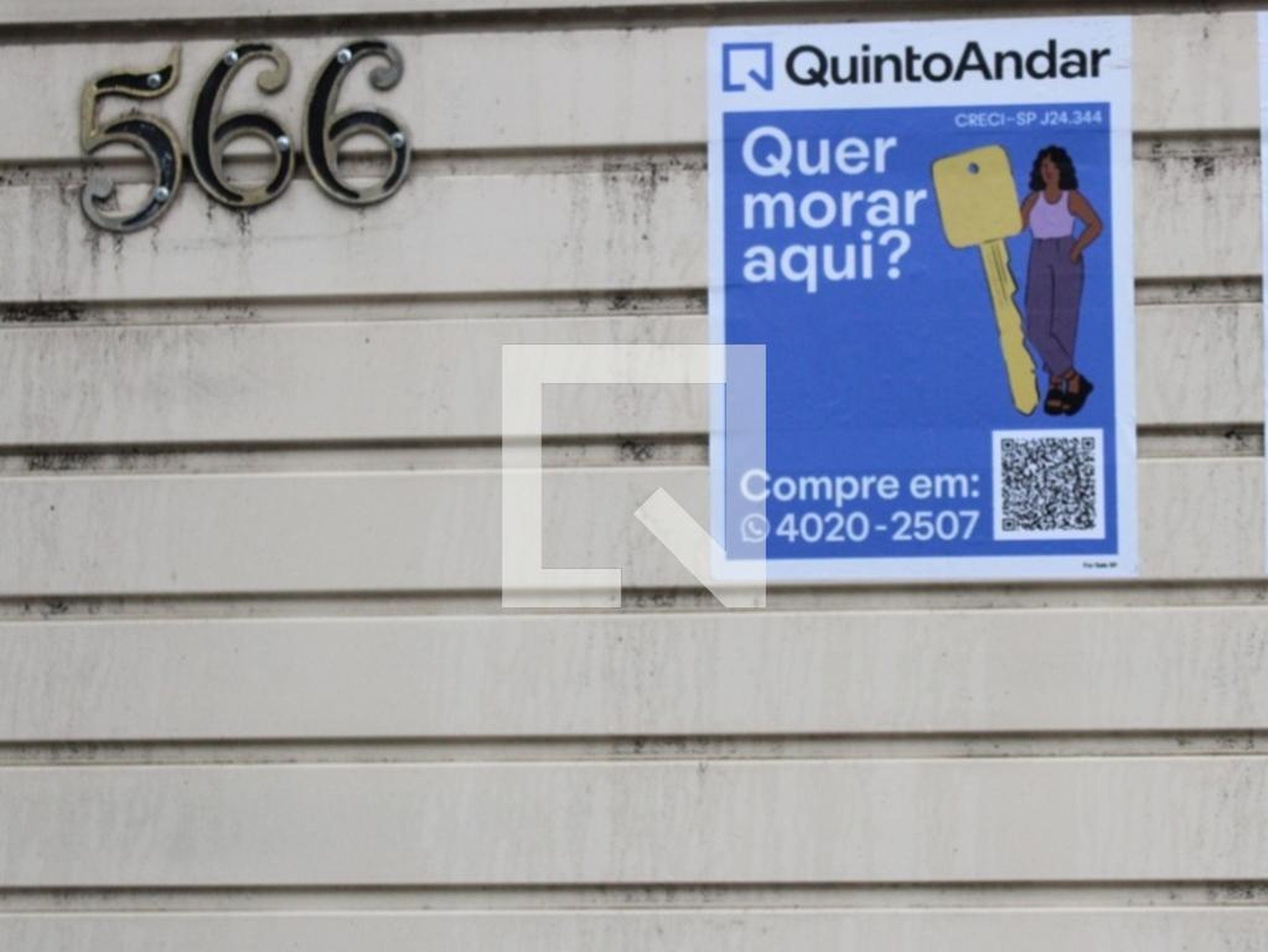 Fachada Condomínio em Rua Caetés, 566