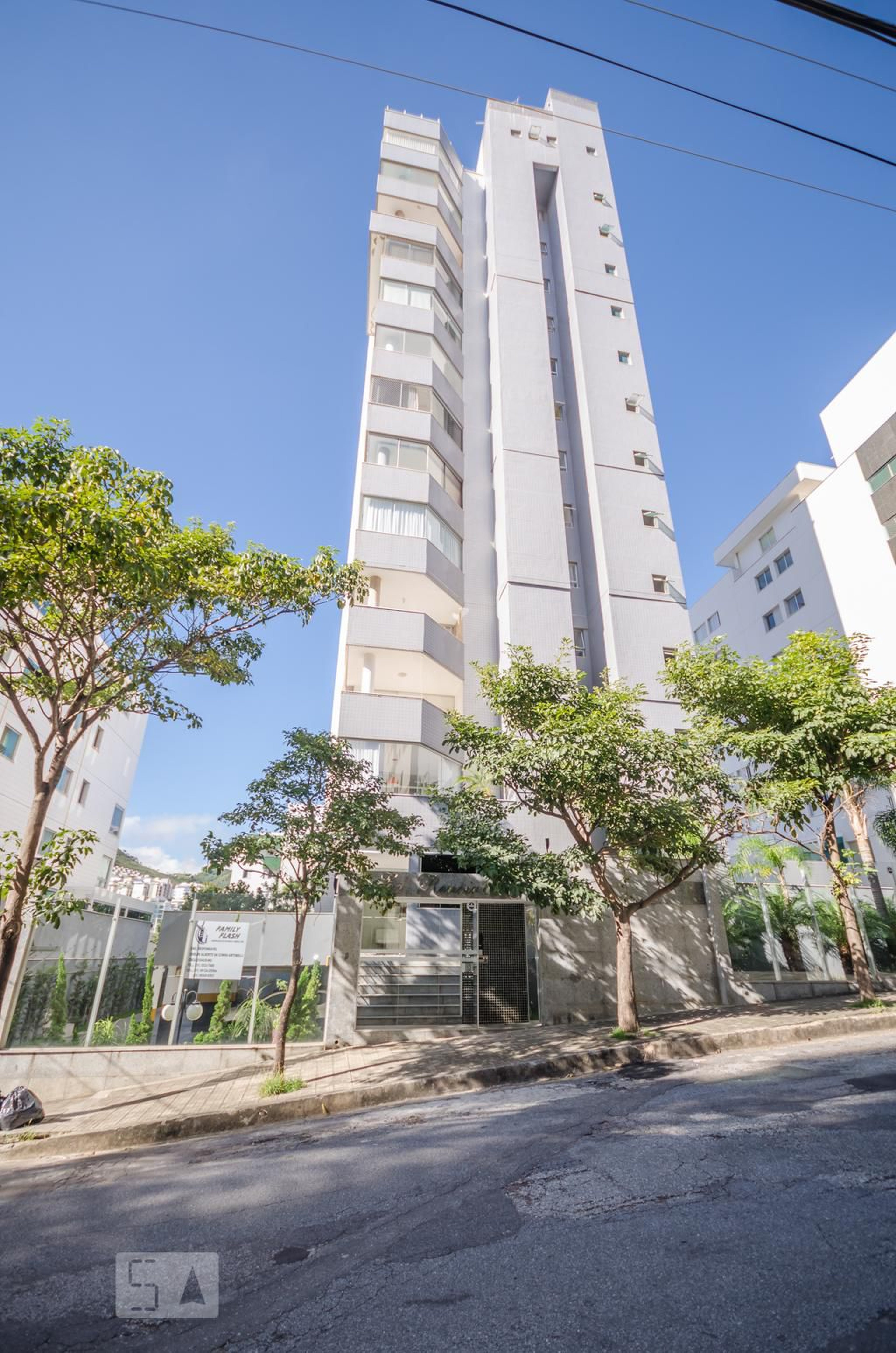 fachada Edifício Renoir