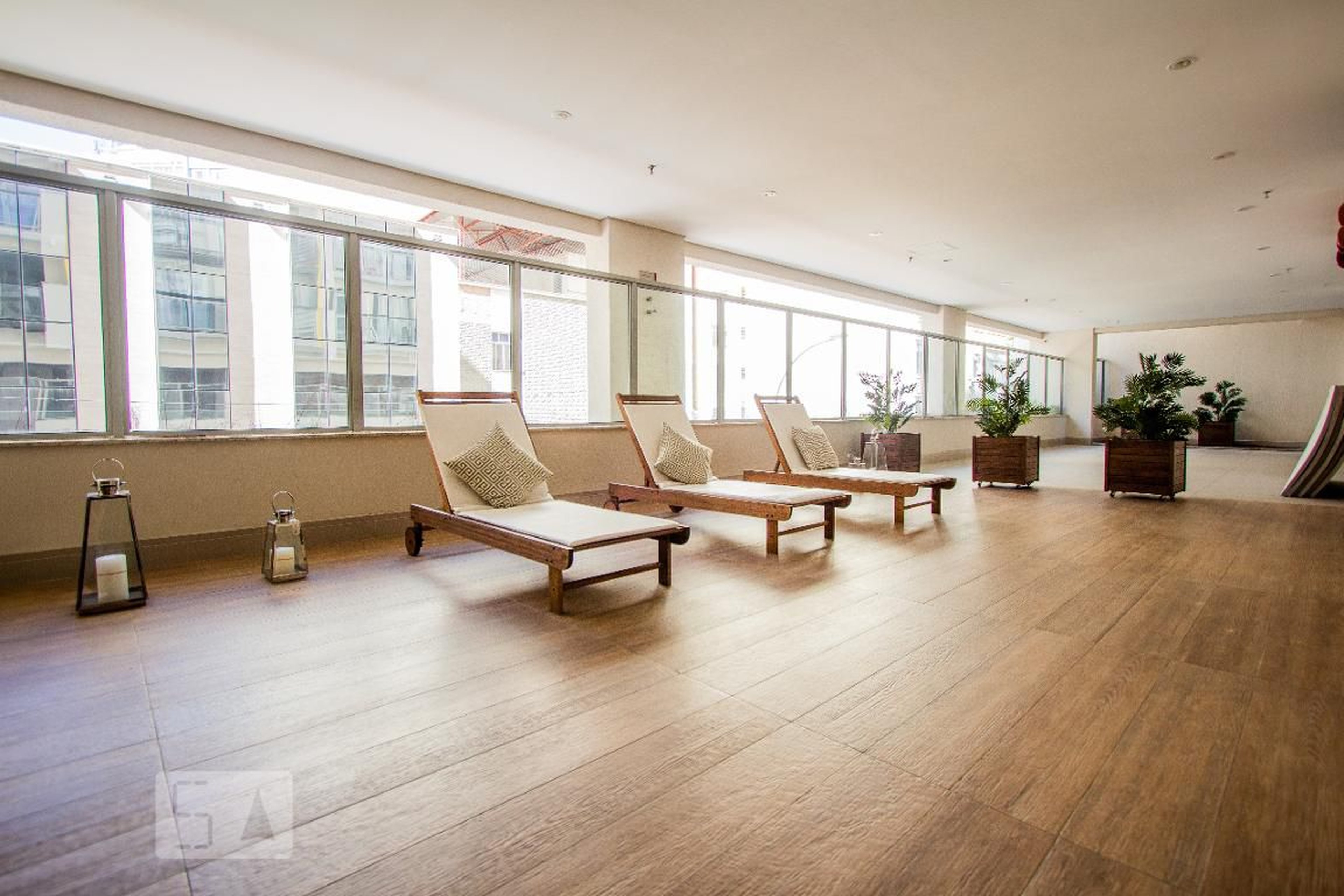 Playground - Mood Lapa