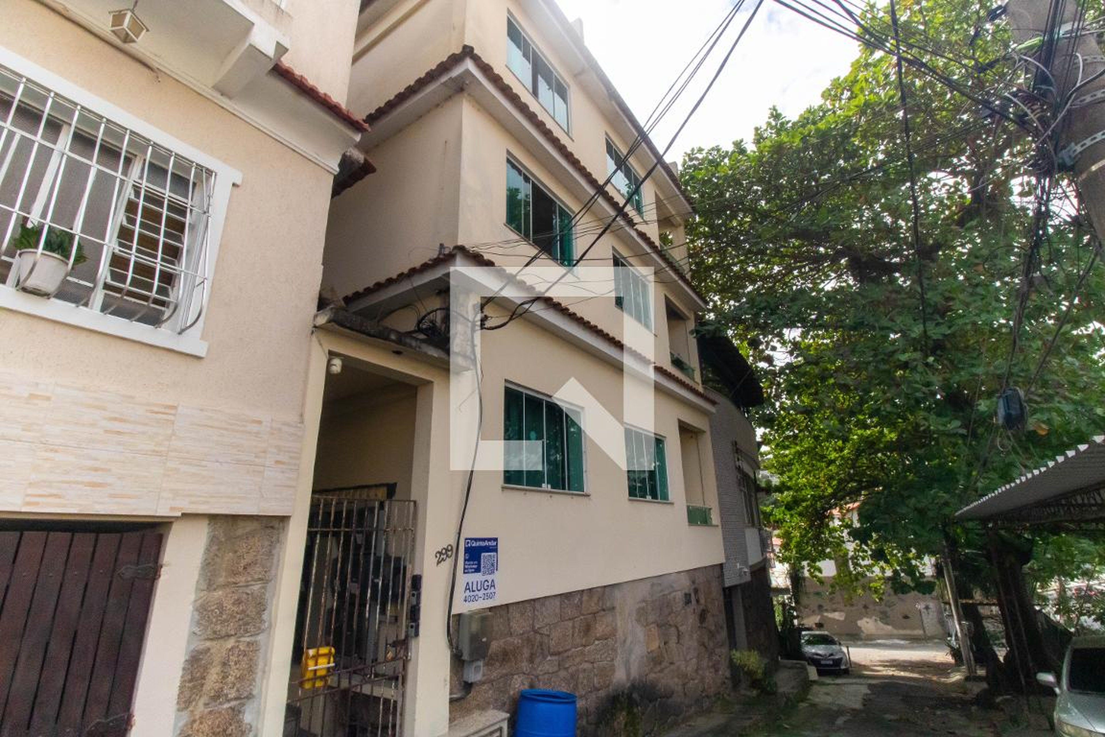 Fachada Condomínio em Rua Joaquim Távora, 299