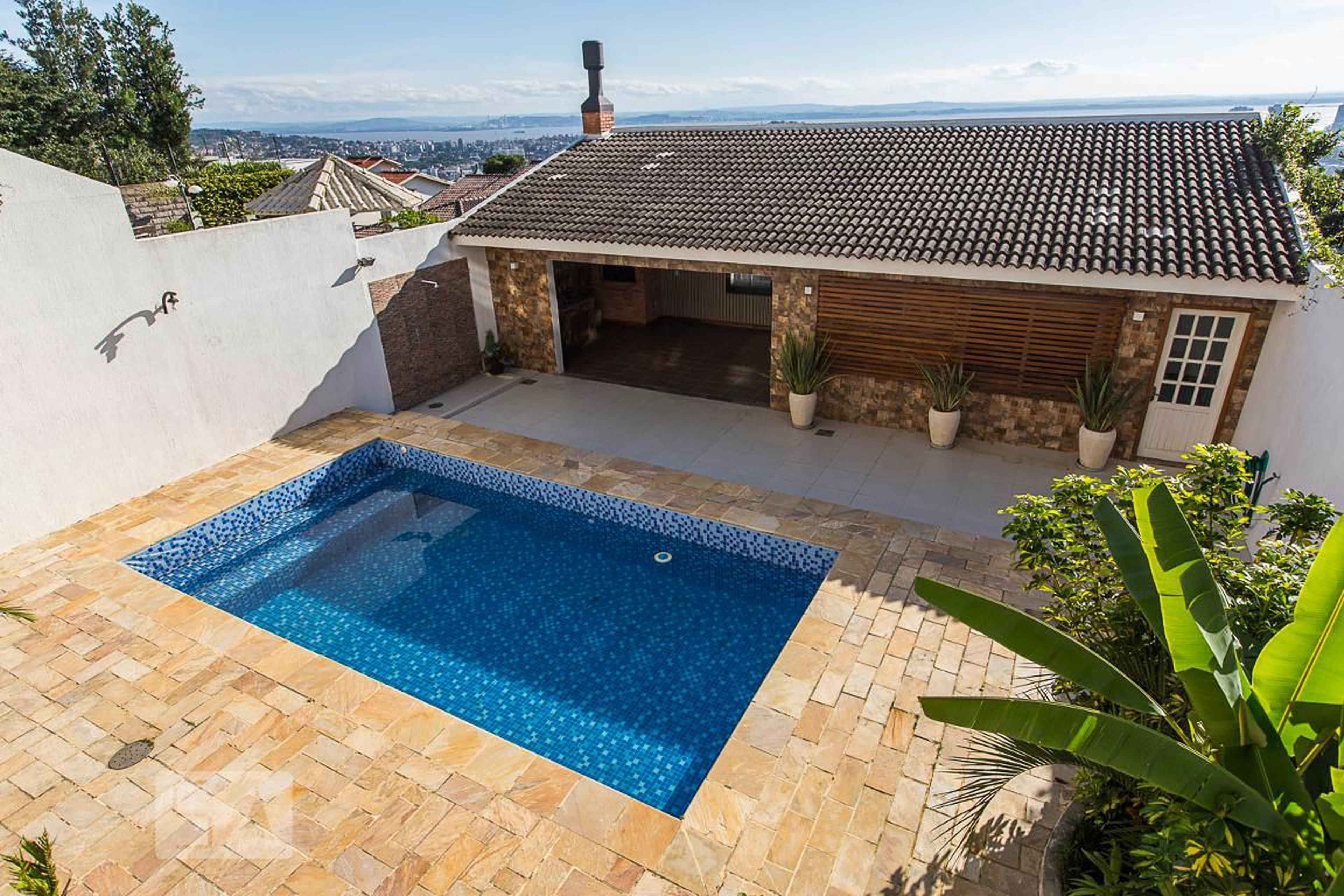 Área externa - Montes