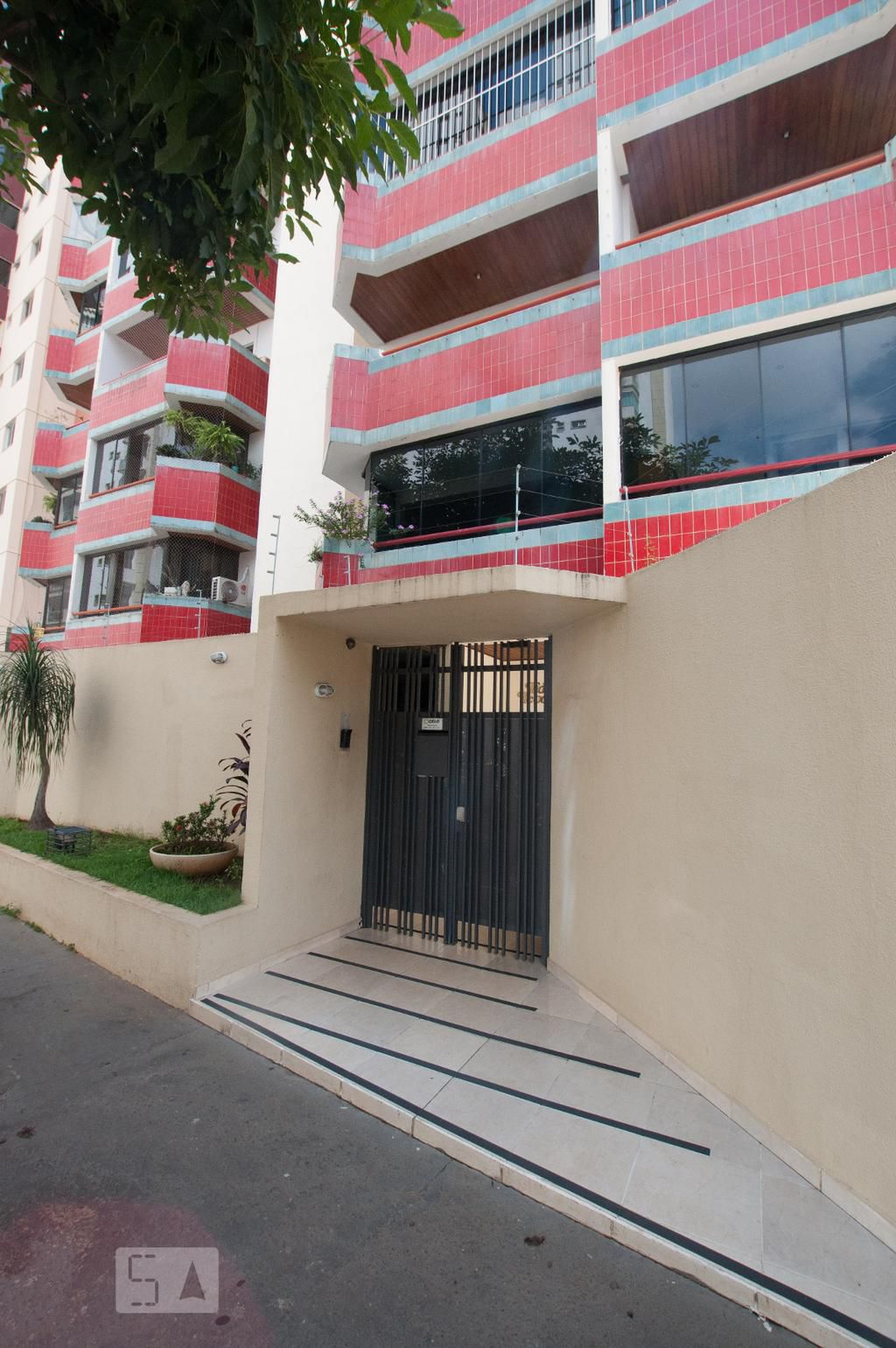 Entrada - Edifício Teodoro