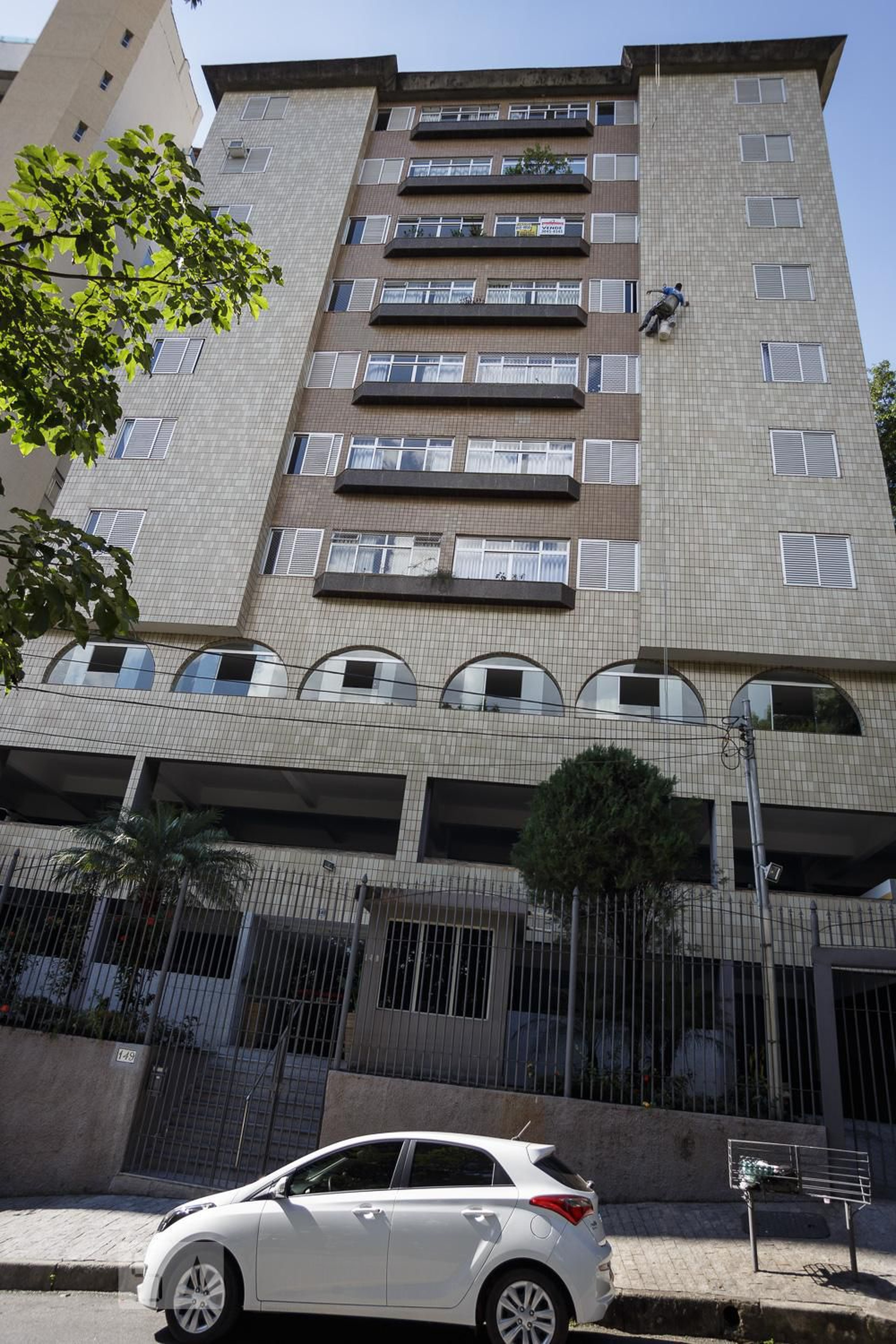 Fachada Condomínio Henrique Sales Neto