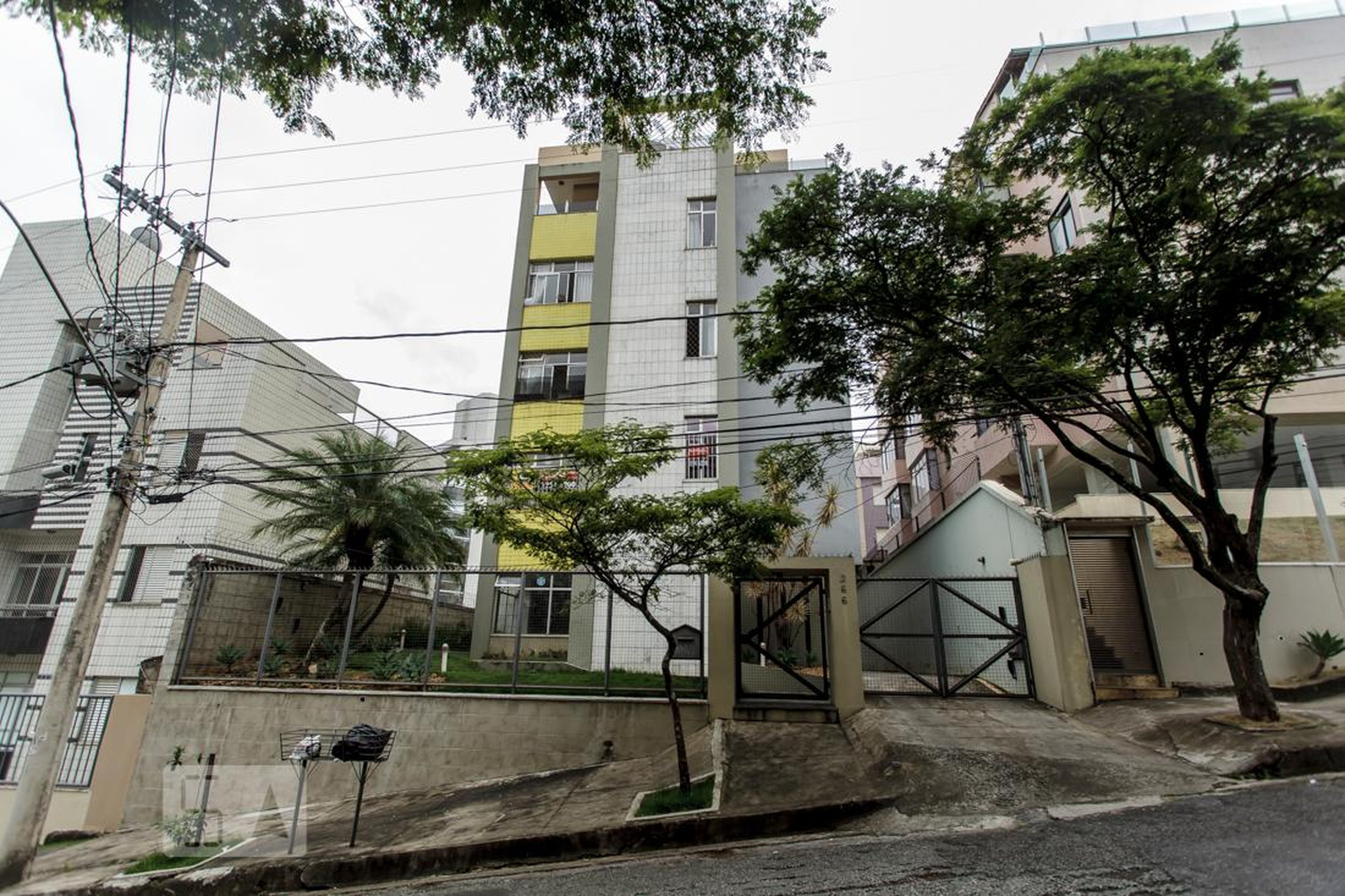 FACHADA Edifício Real Buritis