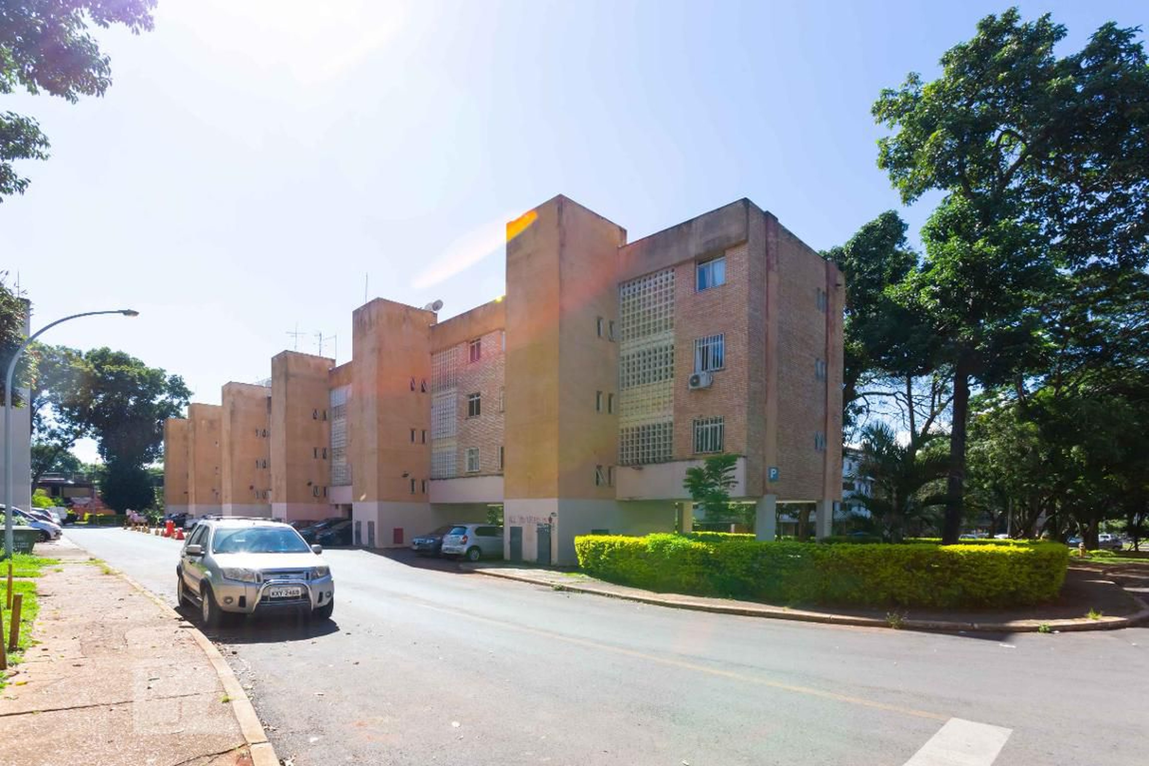 FACHADA Condomínio em Sqs 403 Bloco P Apto 305, 305