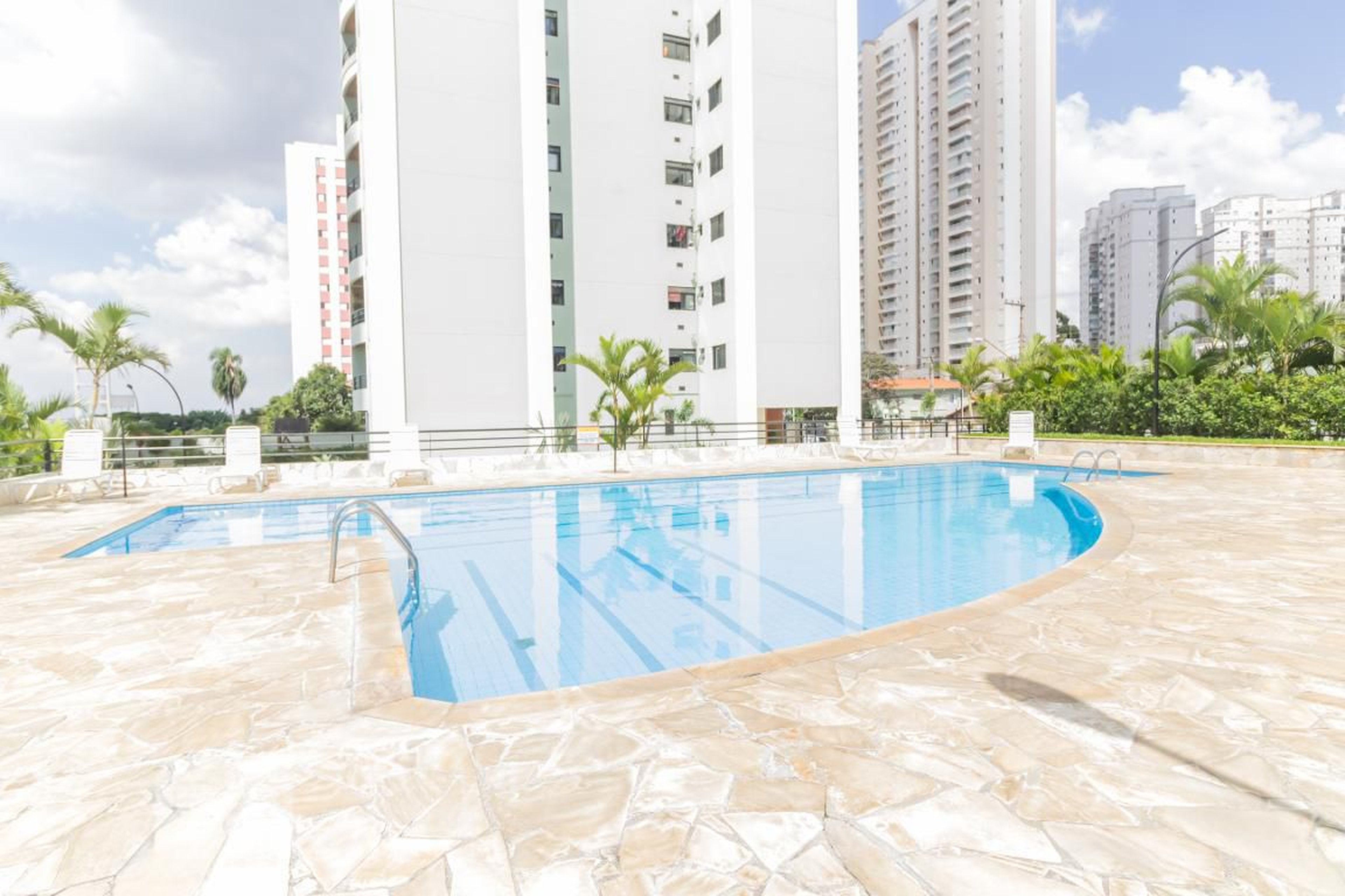 Piscina - Residencial Ville Mediterraneé