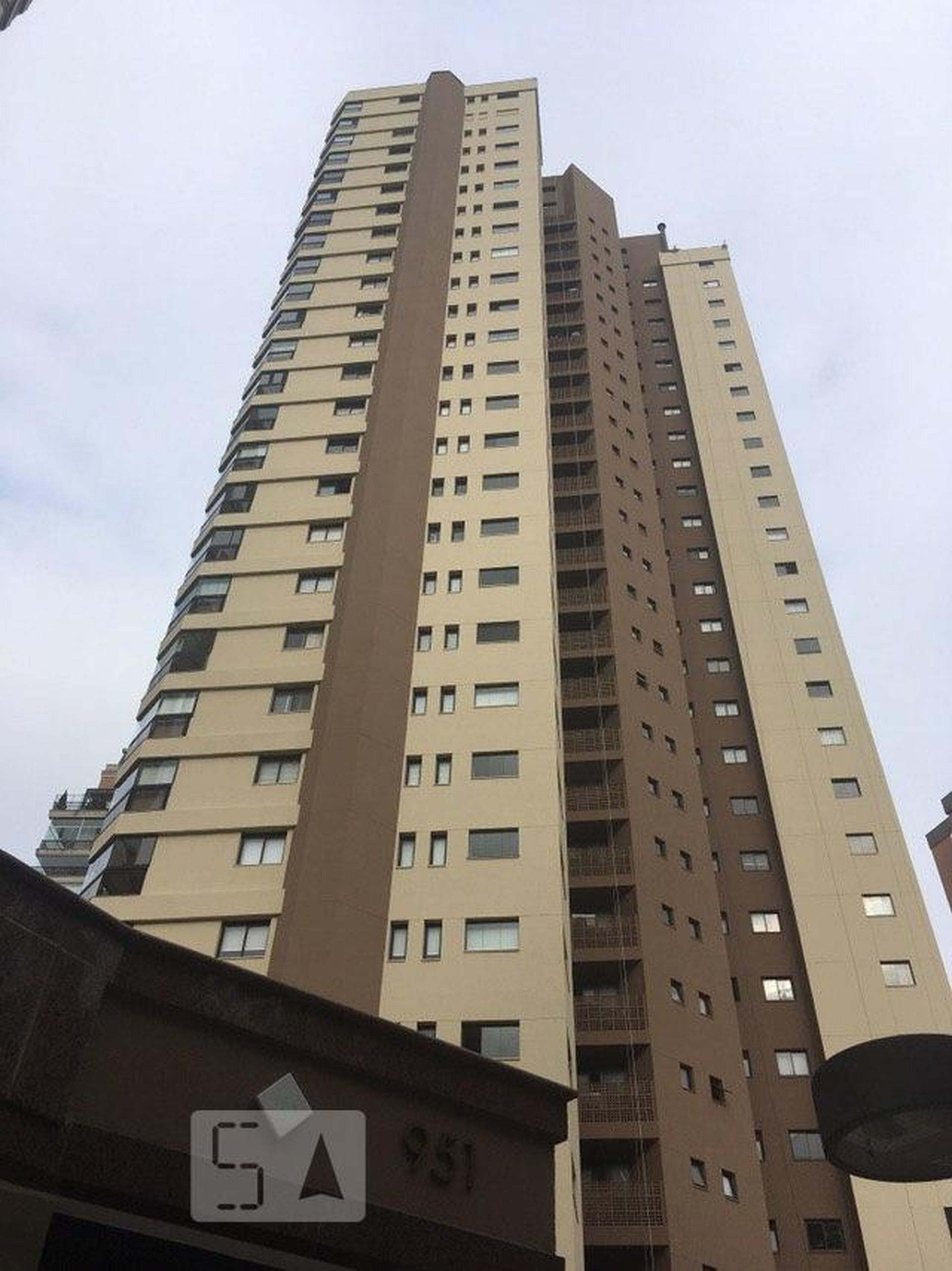 Fachada do prédio Condomínio Voo do Tangara