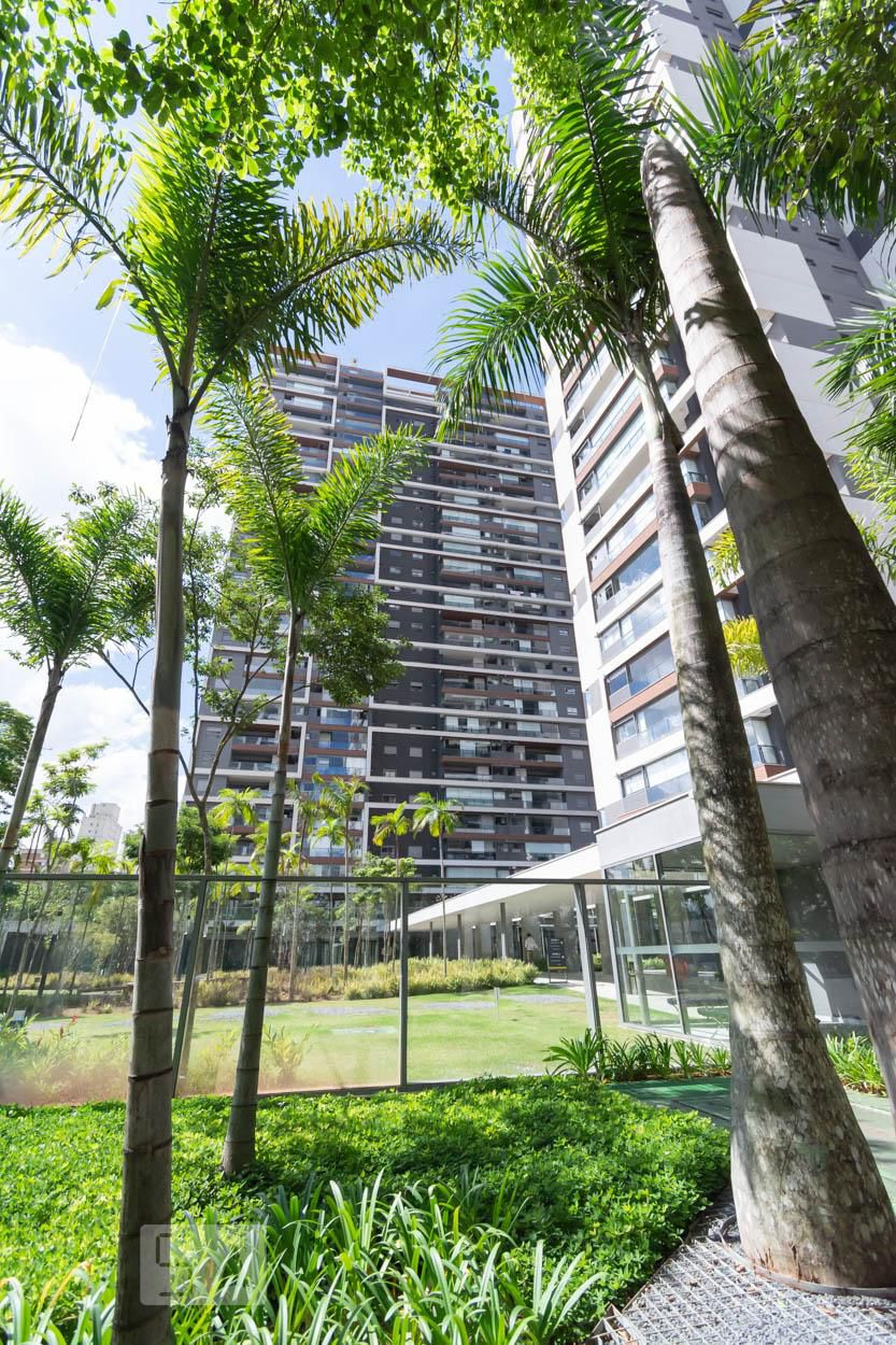 Fachada do Condomínio Condomínio Habitarte 2