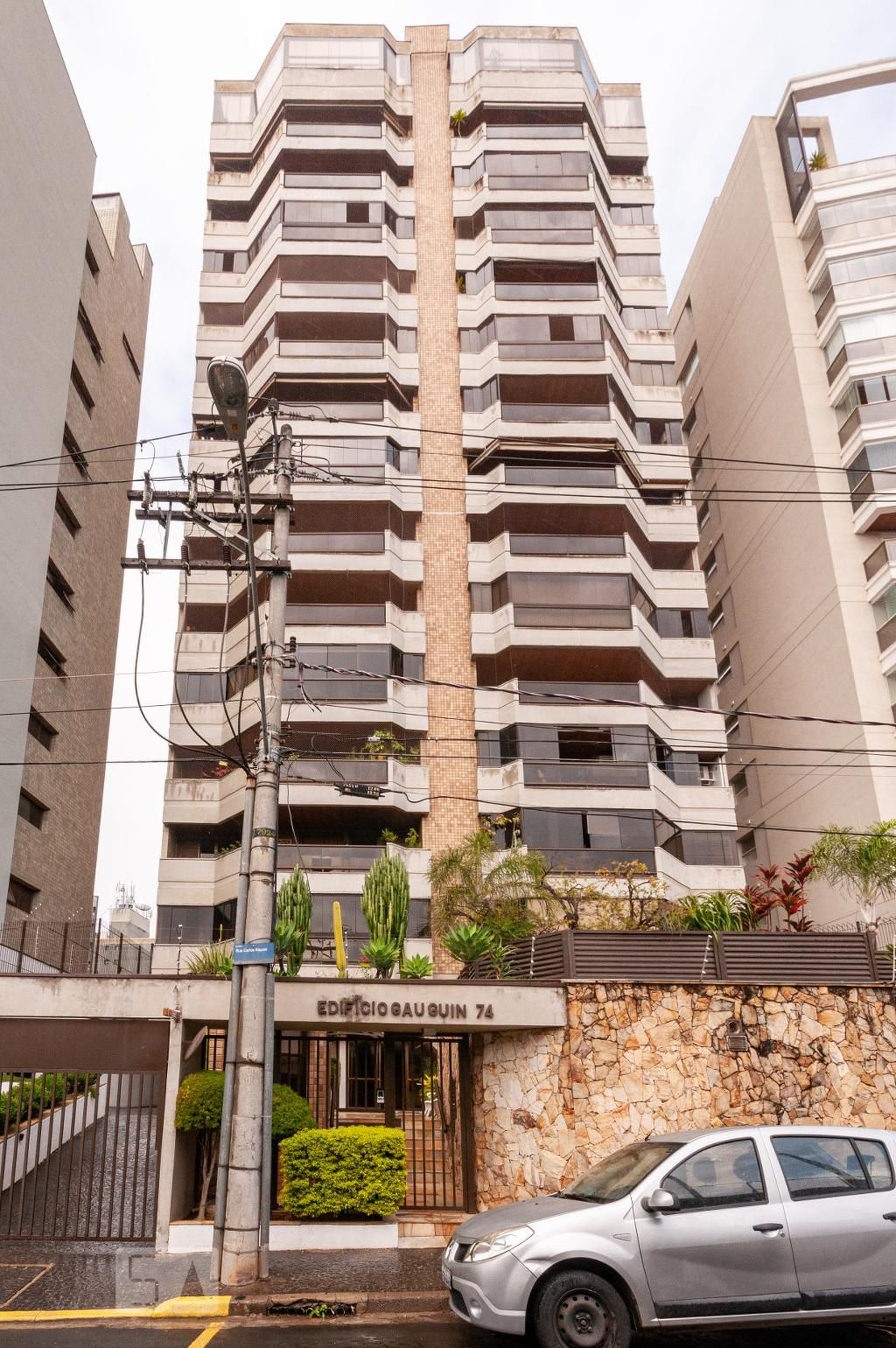 Fachada do Prédio Condomínio Gauguin