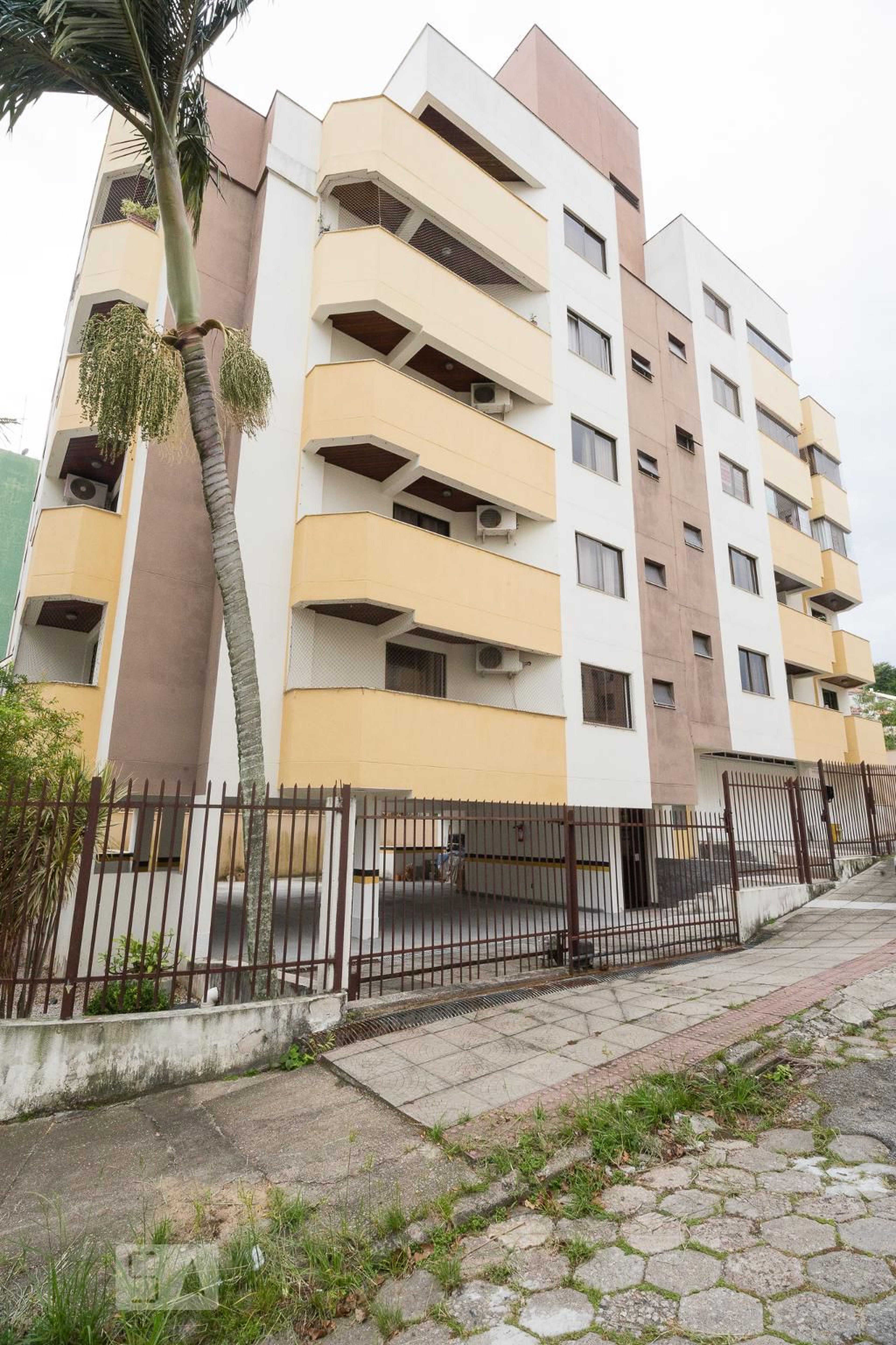 Fachada Condomínio em Rua Pedro de Andrade García, 258
