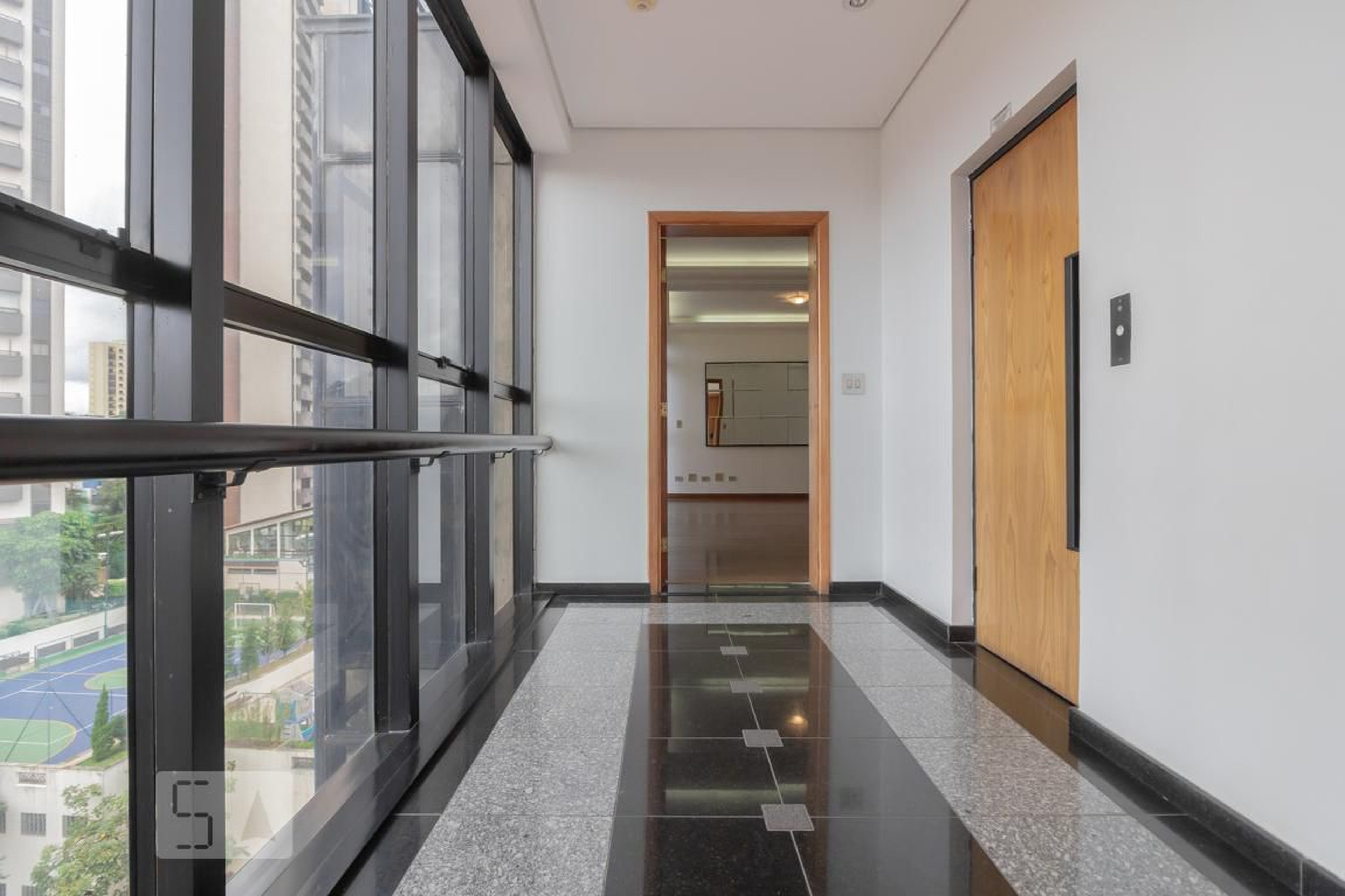 Hall entrada - Edificio Piazza D Uomo