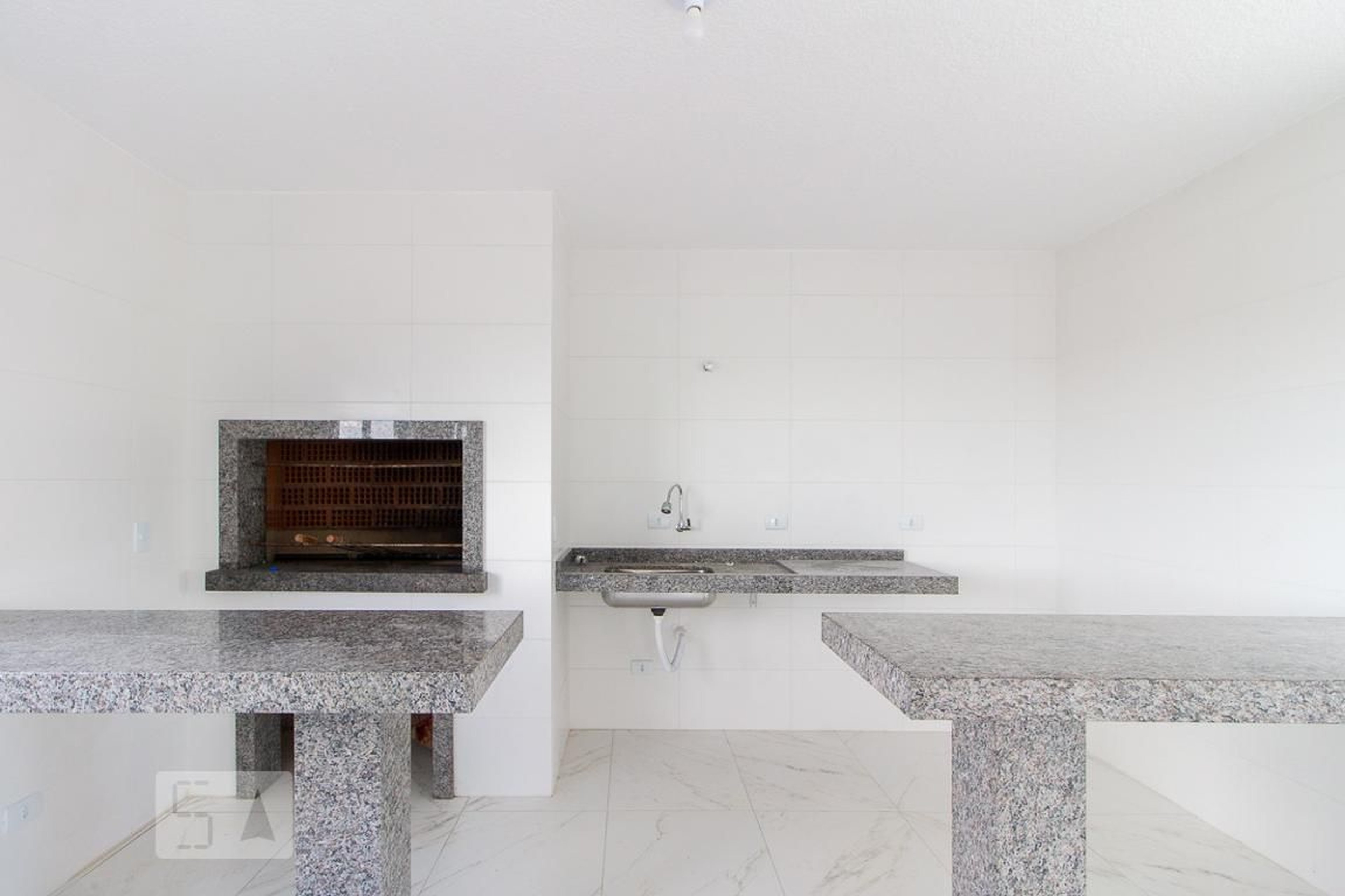 Churrasqueira - Blue Tower