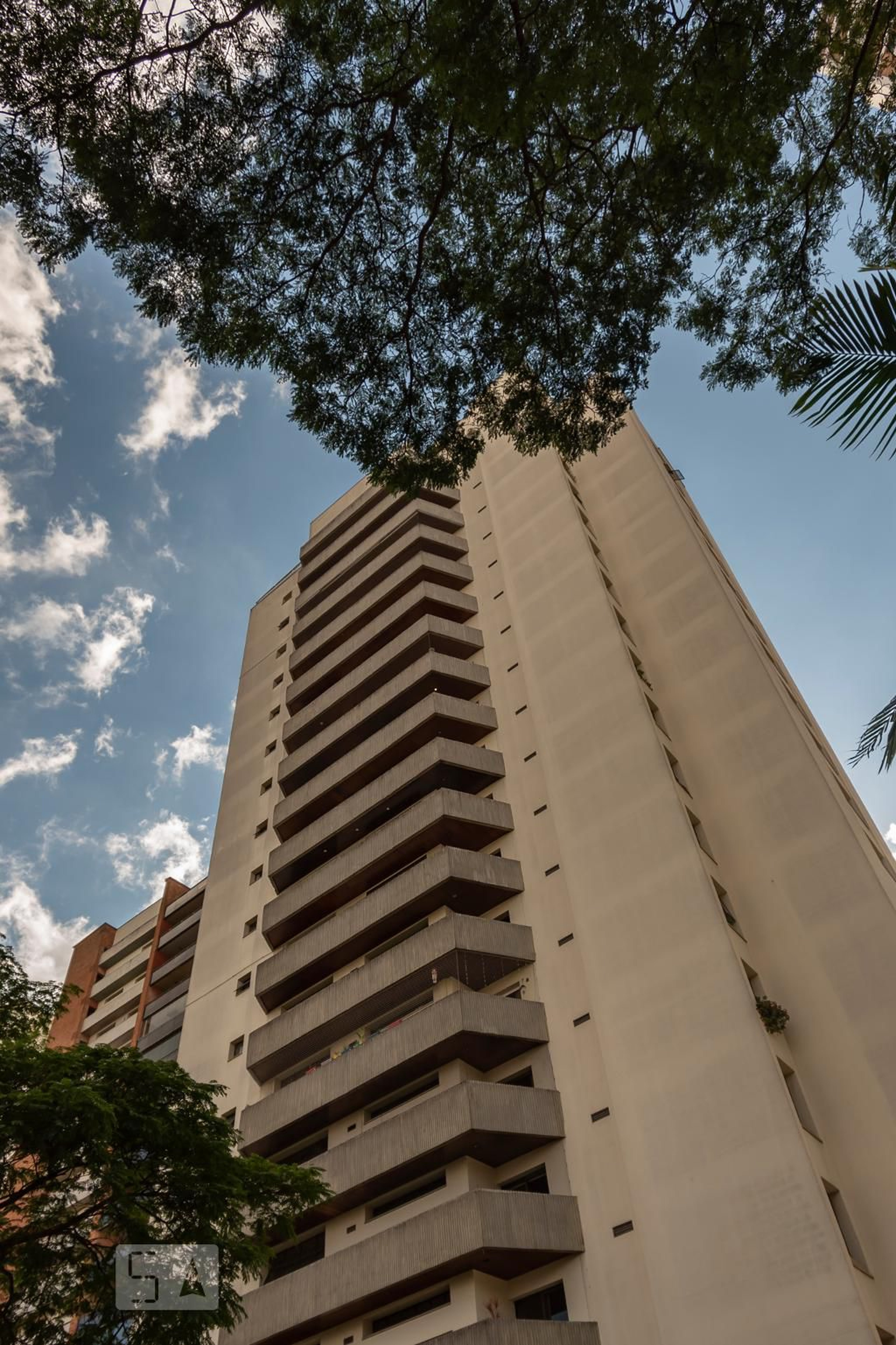 Fachada do prédio Condomínio Castel Sardo