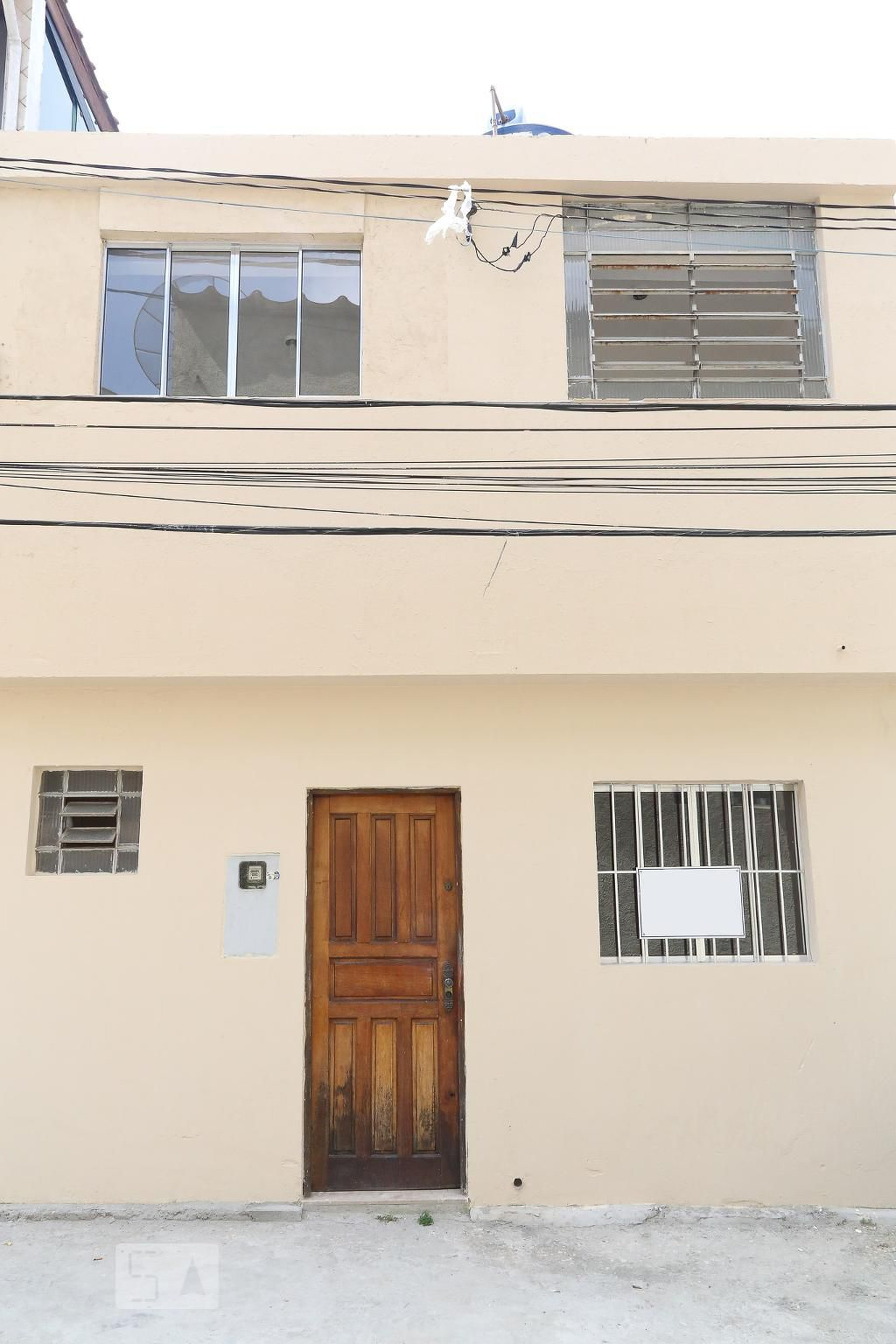 Fachada Condomínio em Rua Amilton Fernandes, 155