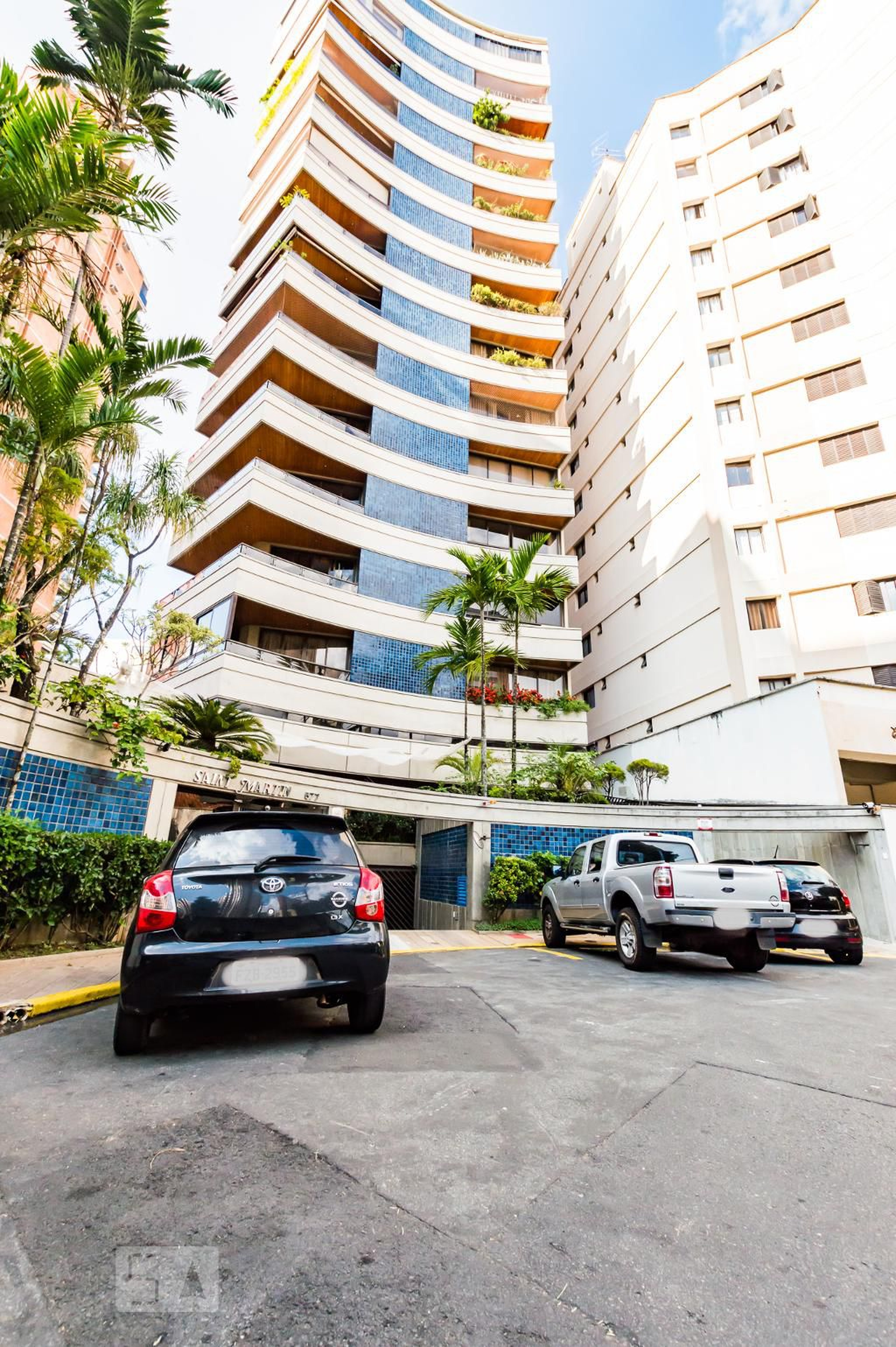 Fachada Condomínio em Rua Doutor Antônio da Costa Carvalho, 577