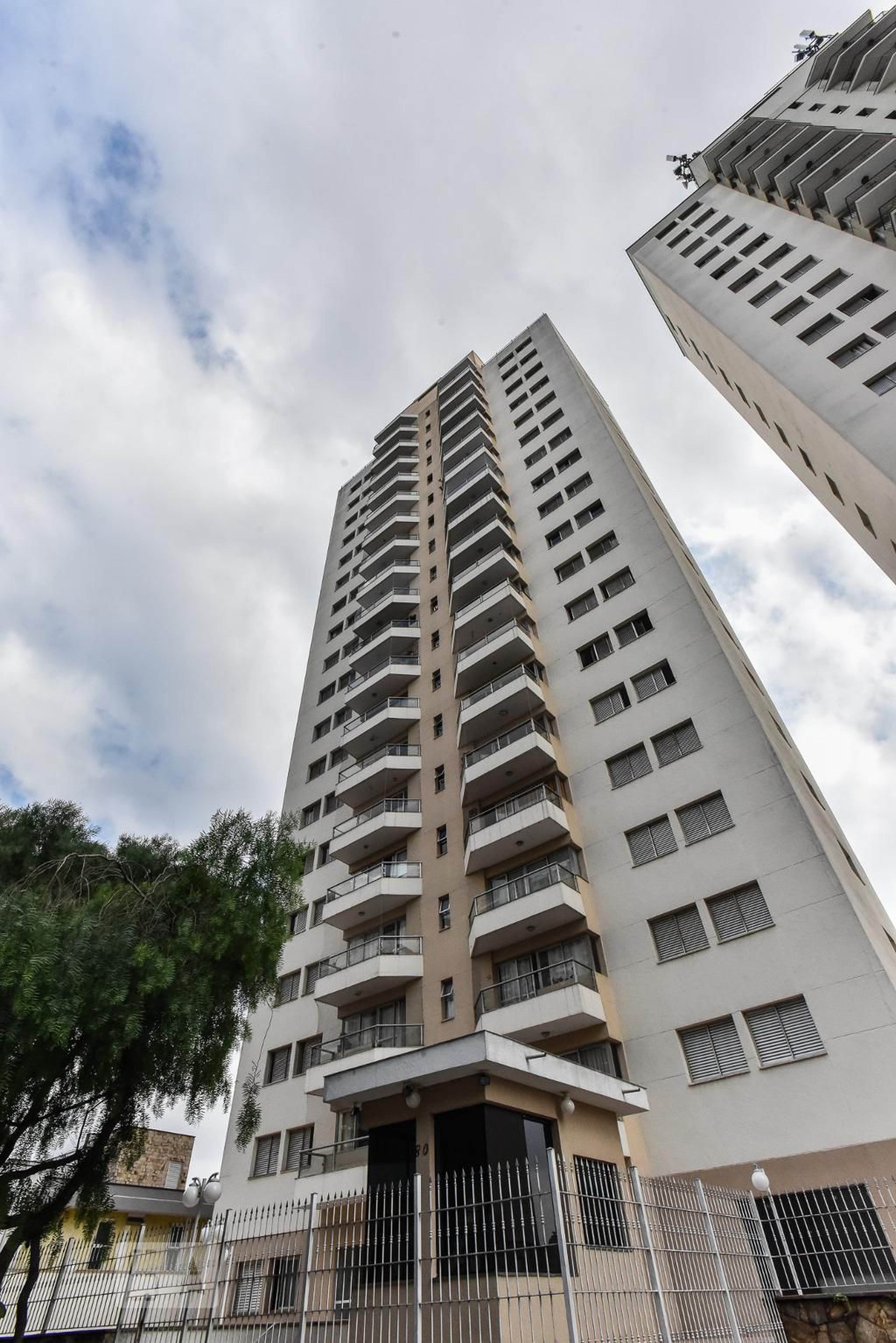 Fachada Condomínio Los Angeles