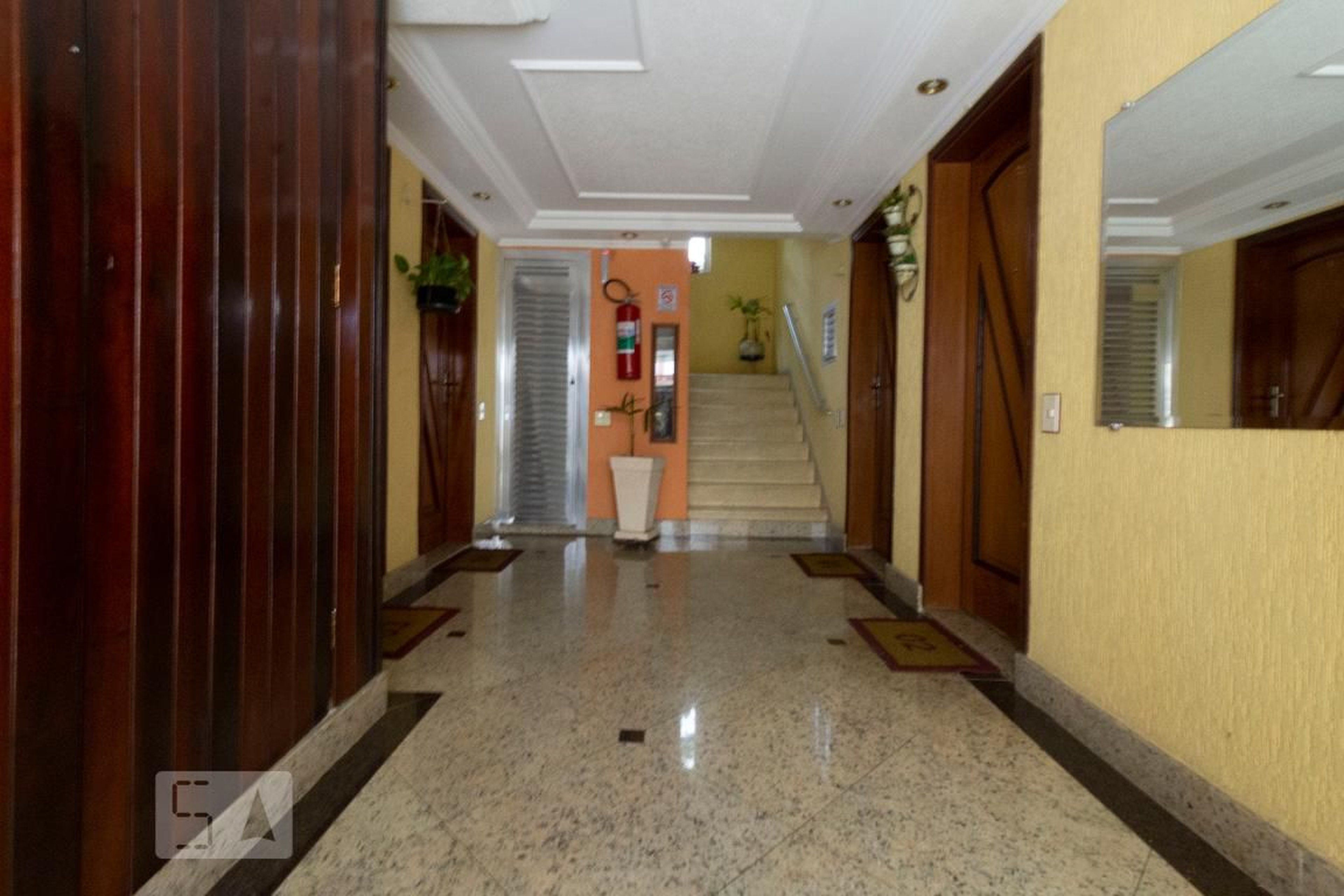 Hall - Estados  P 340