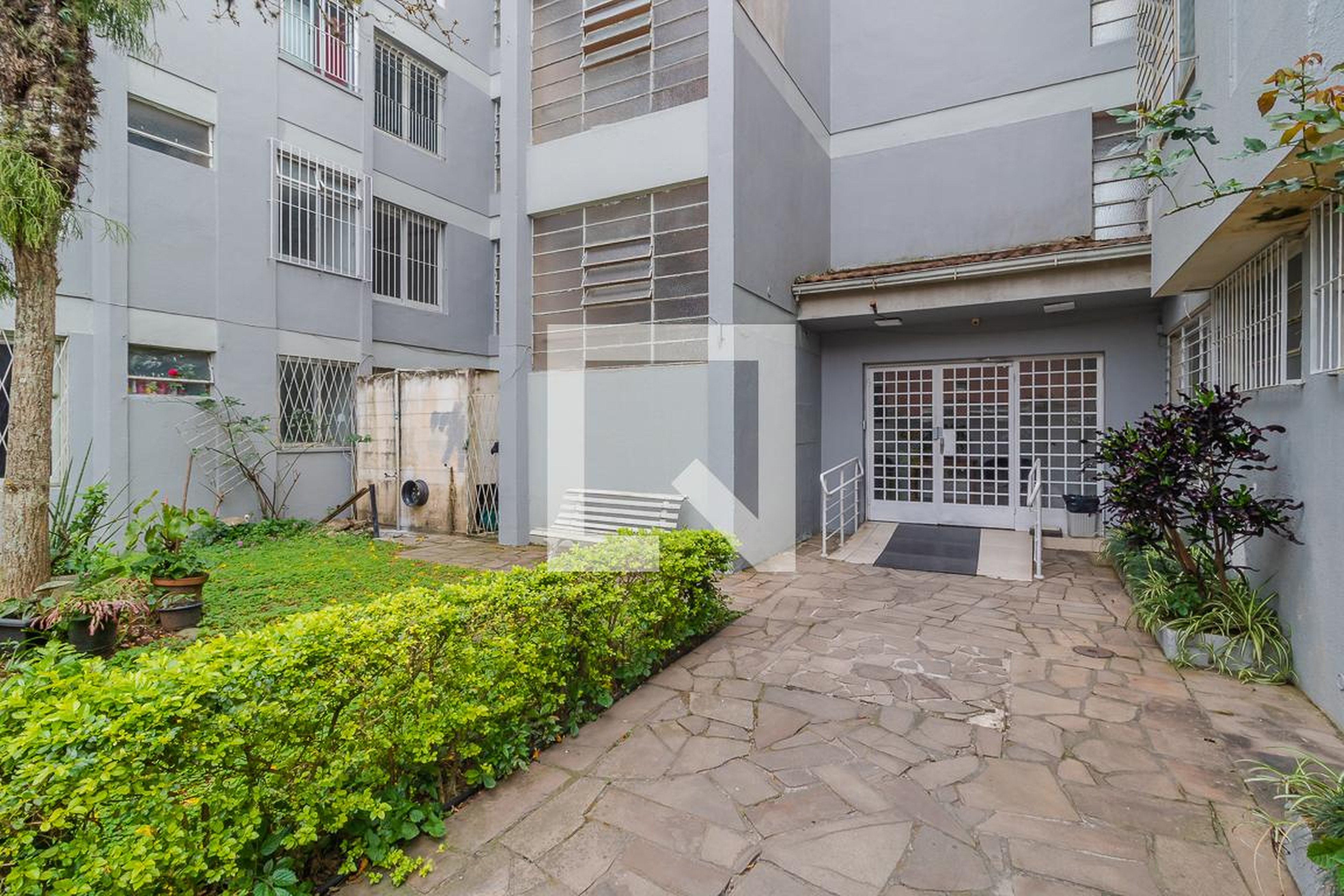 Entrada do Prédio - Dom Perez