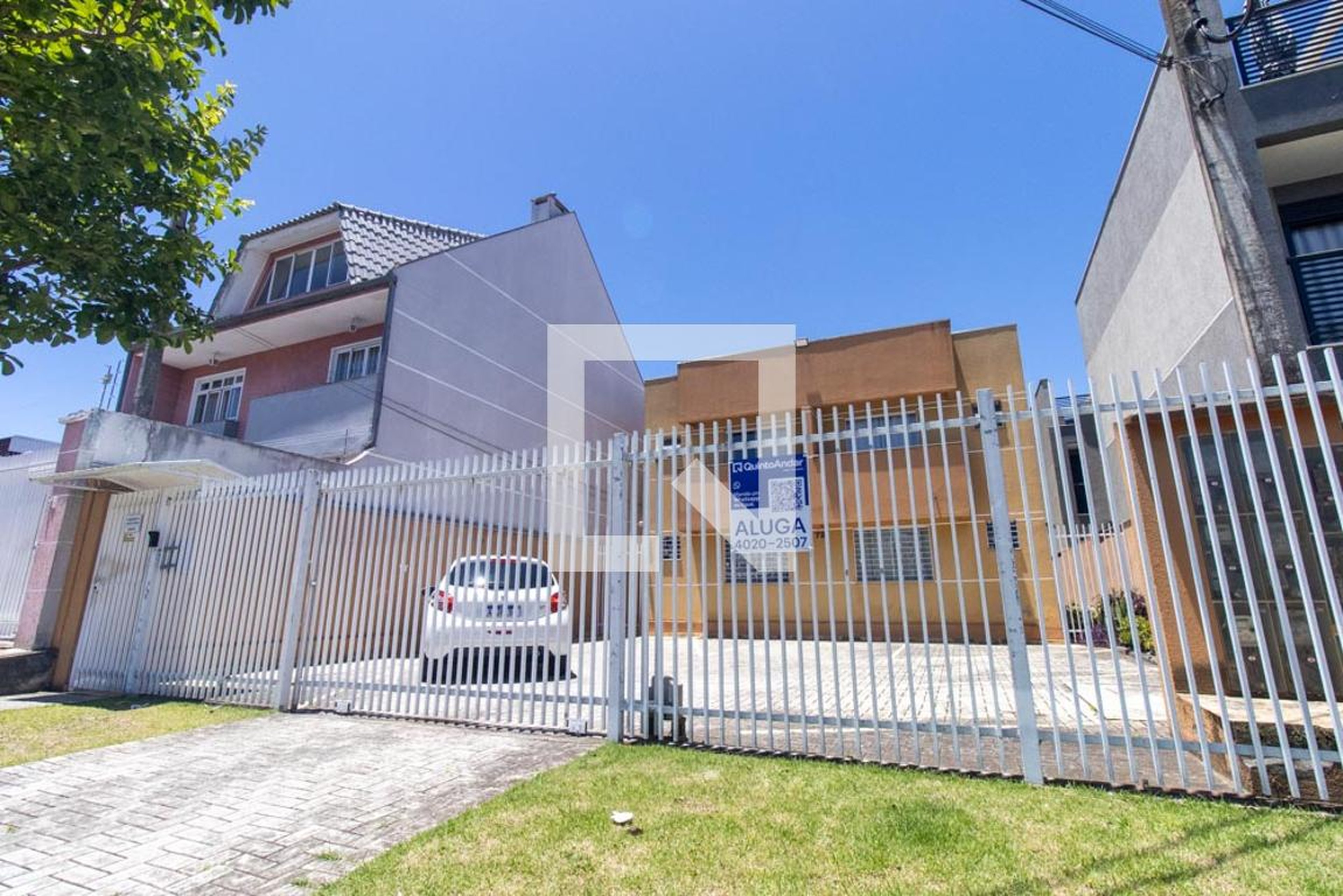 Fachada do Prédio Condomínio em Rua Marins Taváres de Andrade, 72