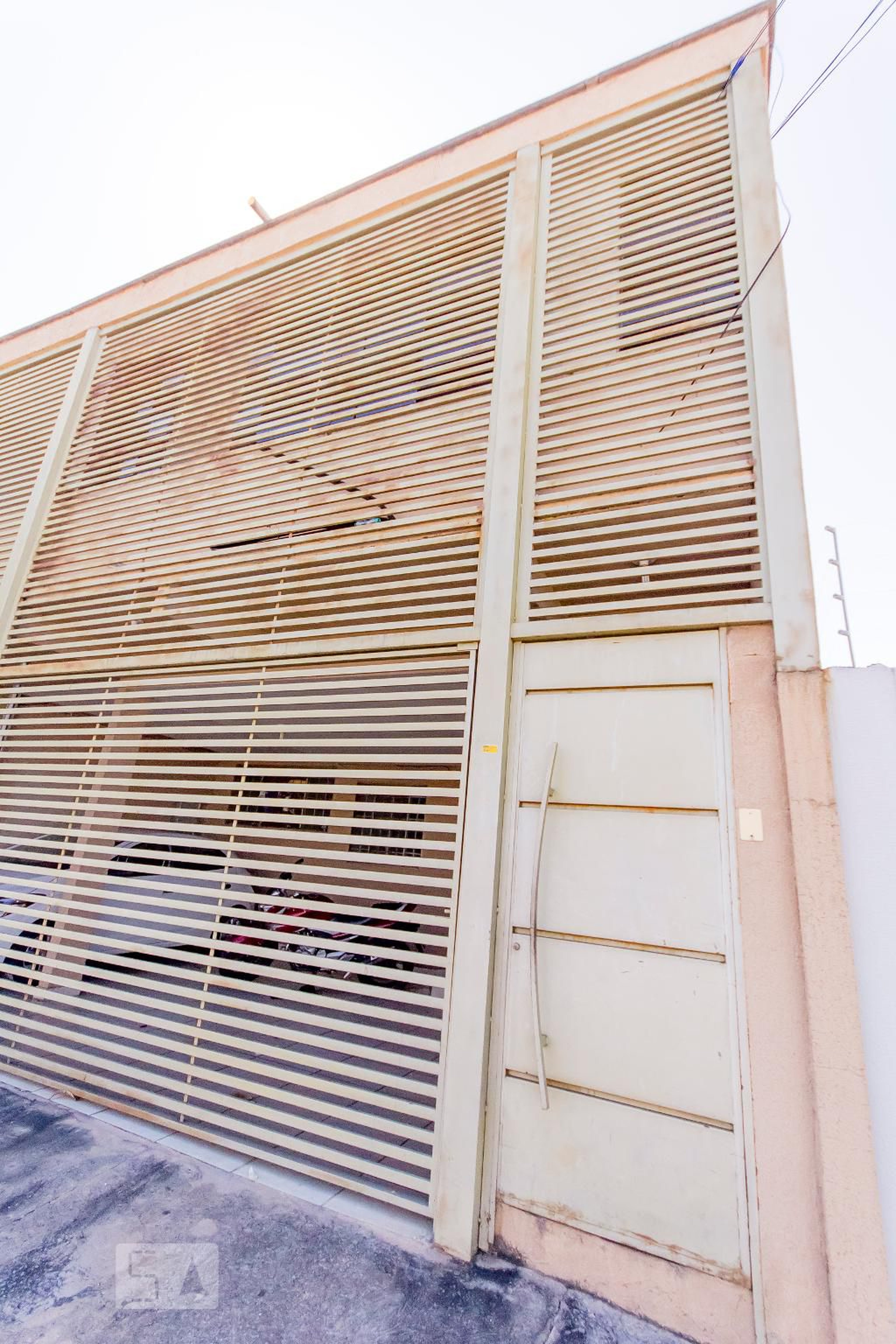 Fachada Condomínio Vila Americano do Brasil