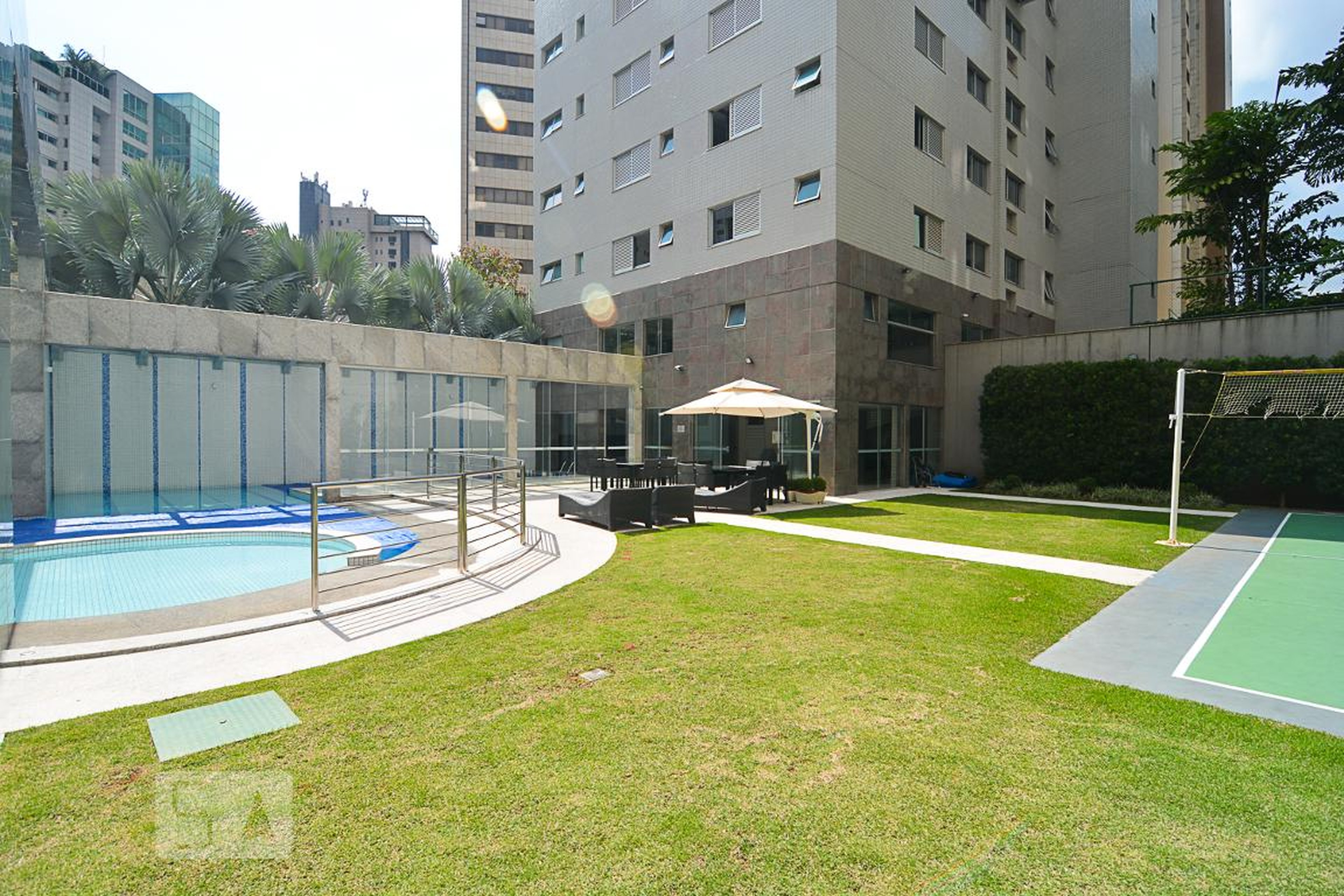Piscina - Edifício Lyra Tennis Residence