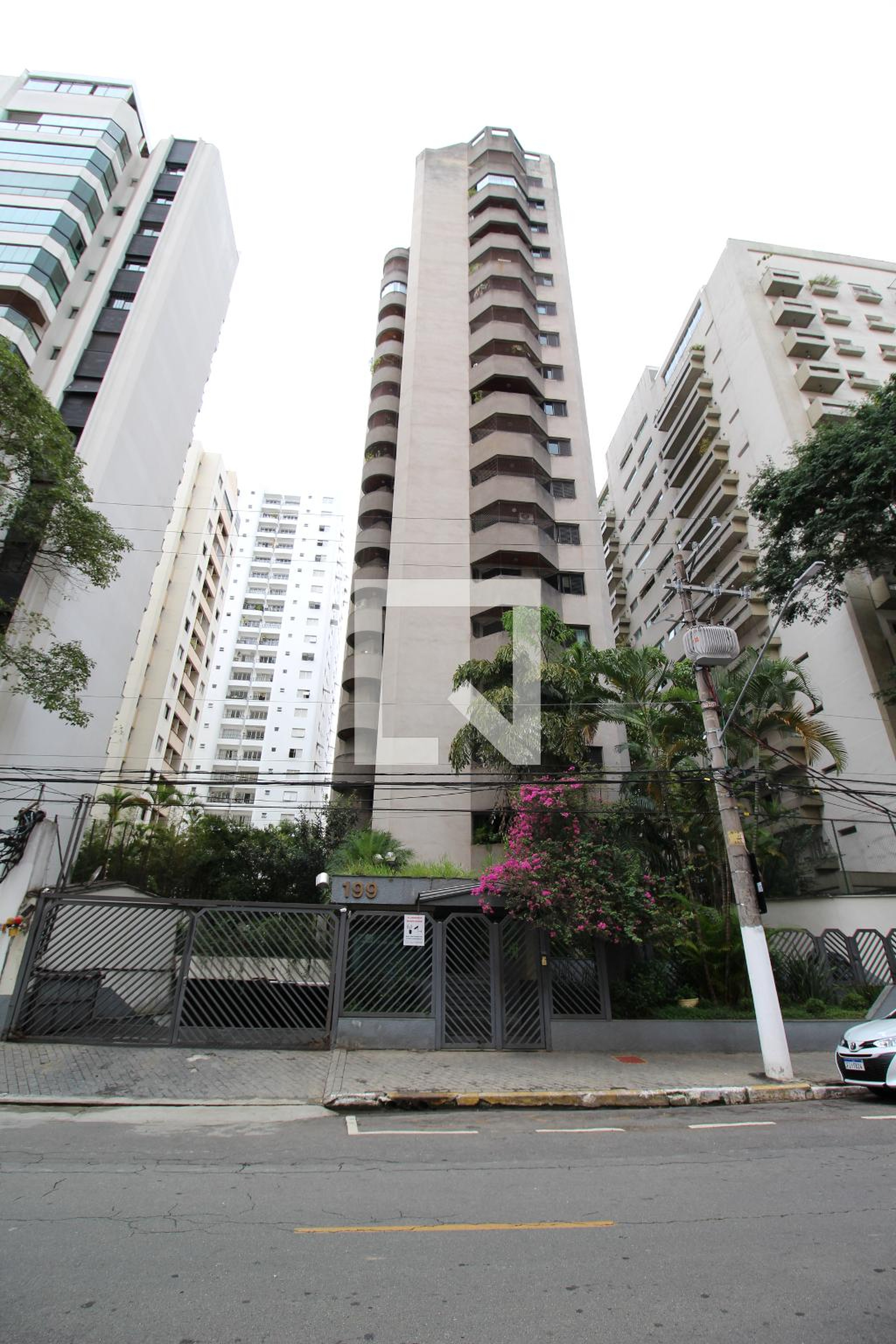 Fachada Edifício Santa Maria Di Castellabate