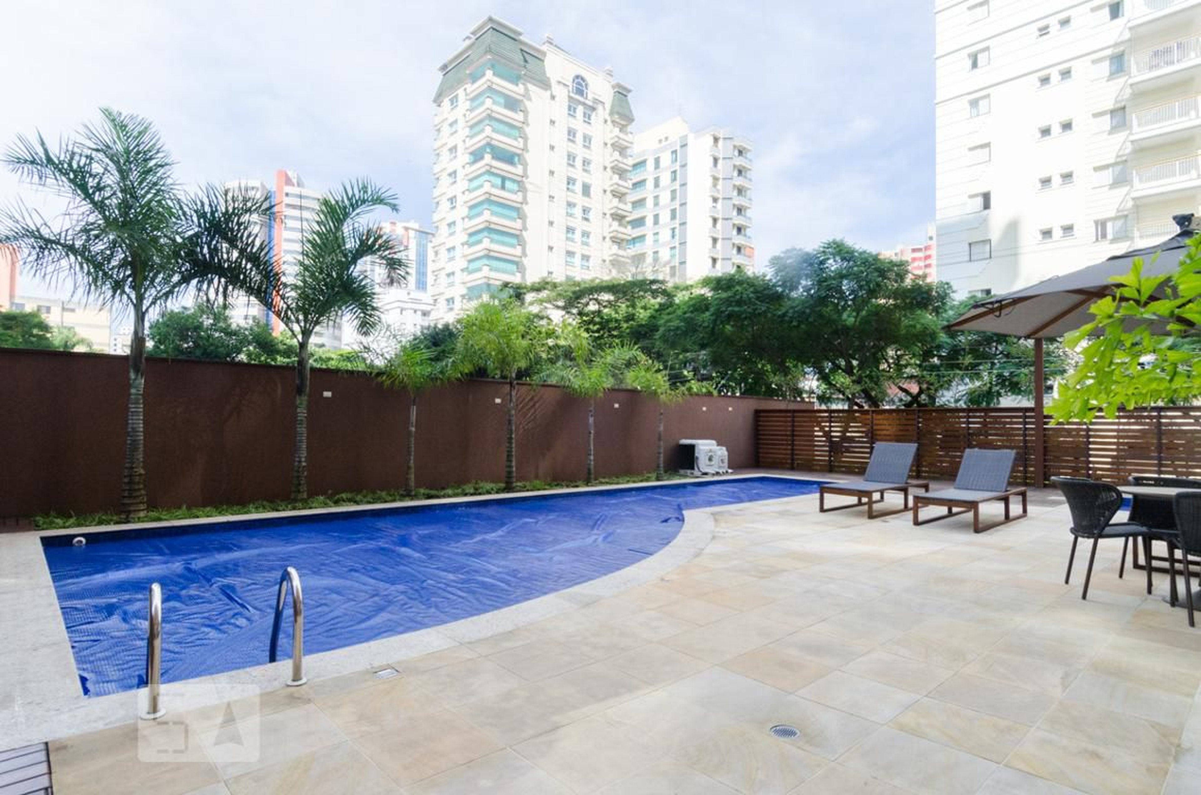 Piscina - Edifício Paramount