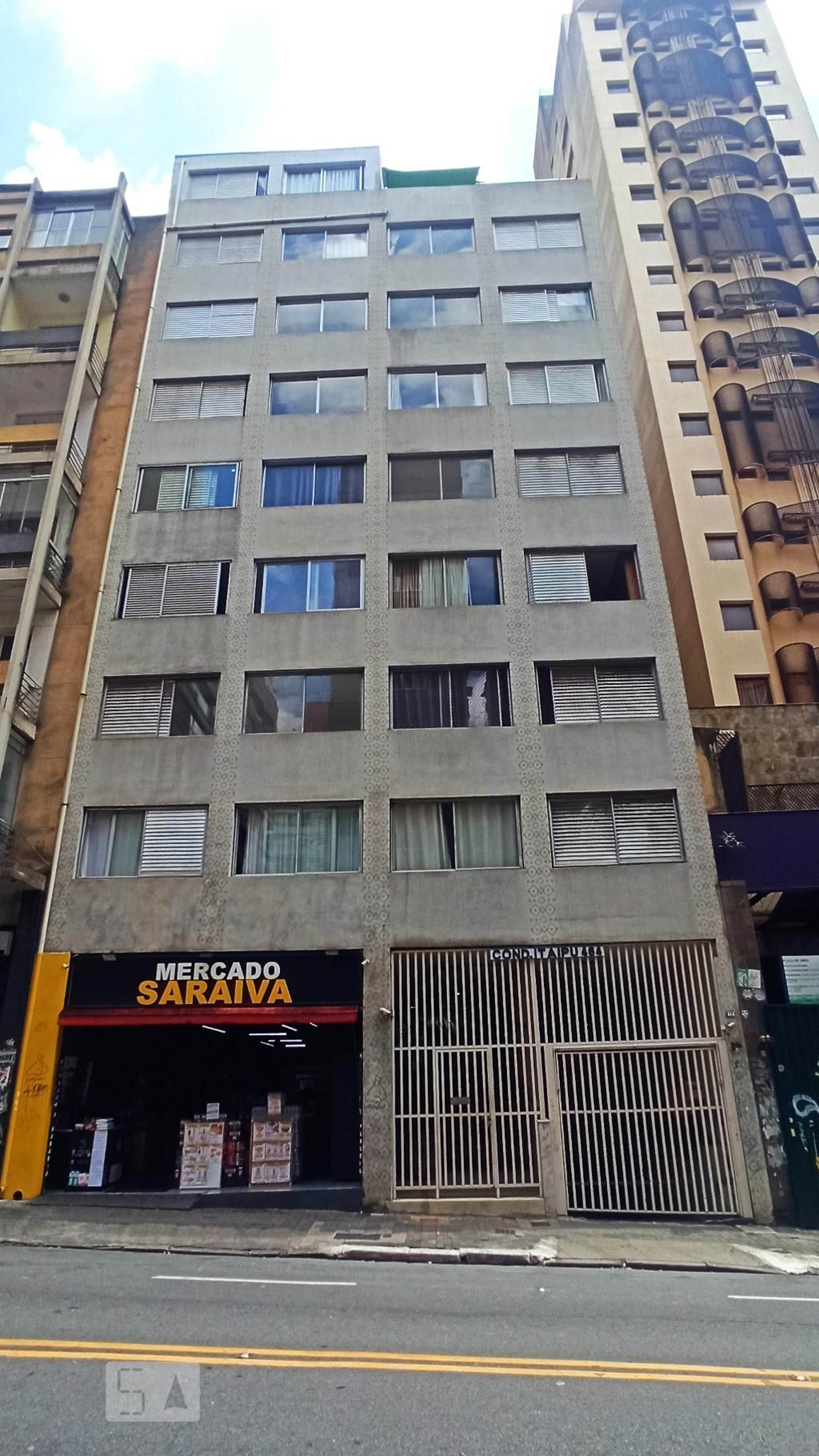 Fachada do Prédio Condomínio Itaipú