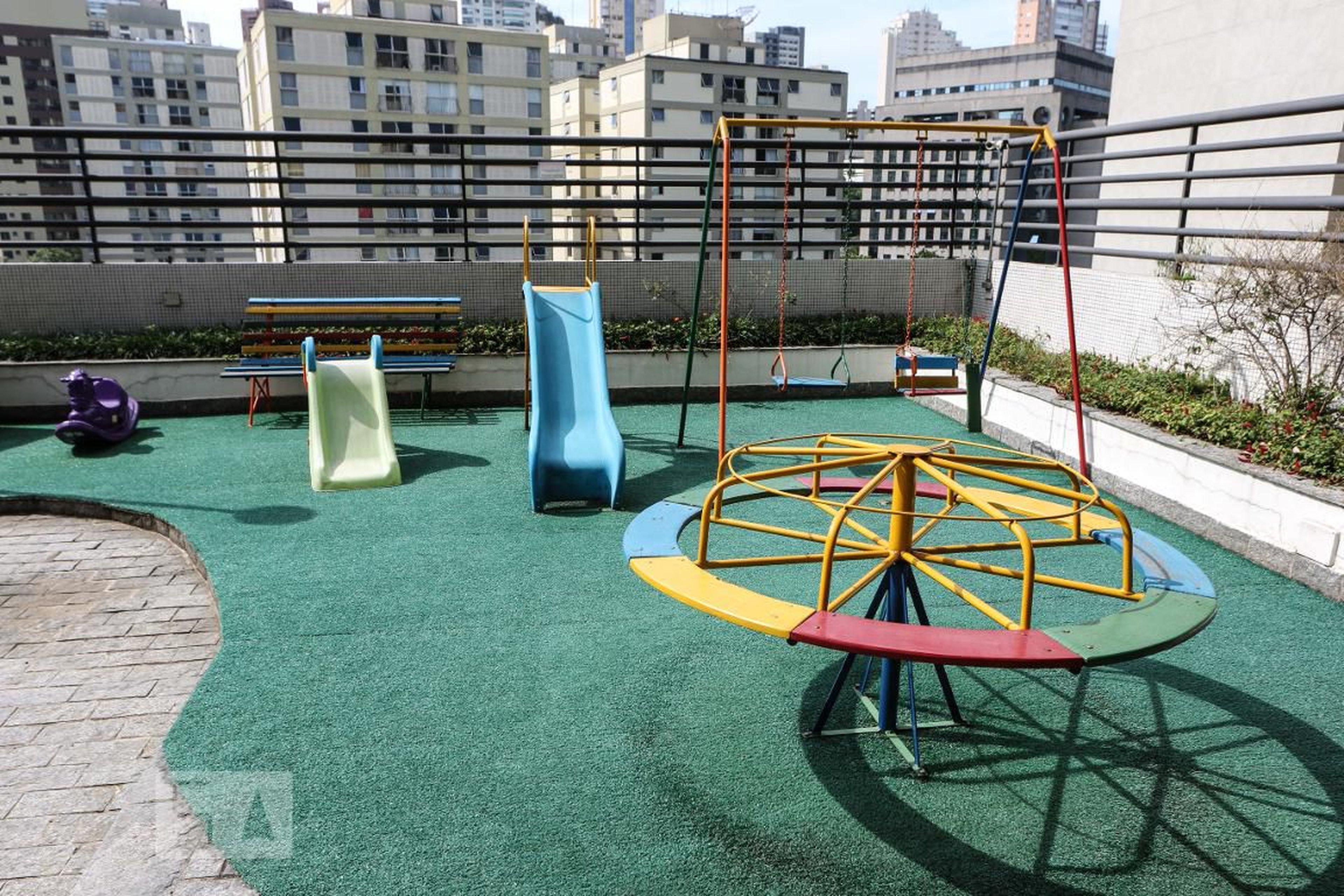 playground - Plaza Valência