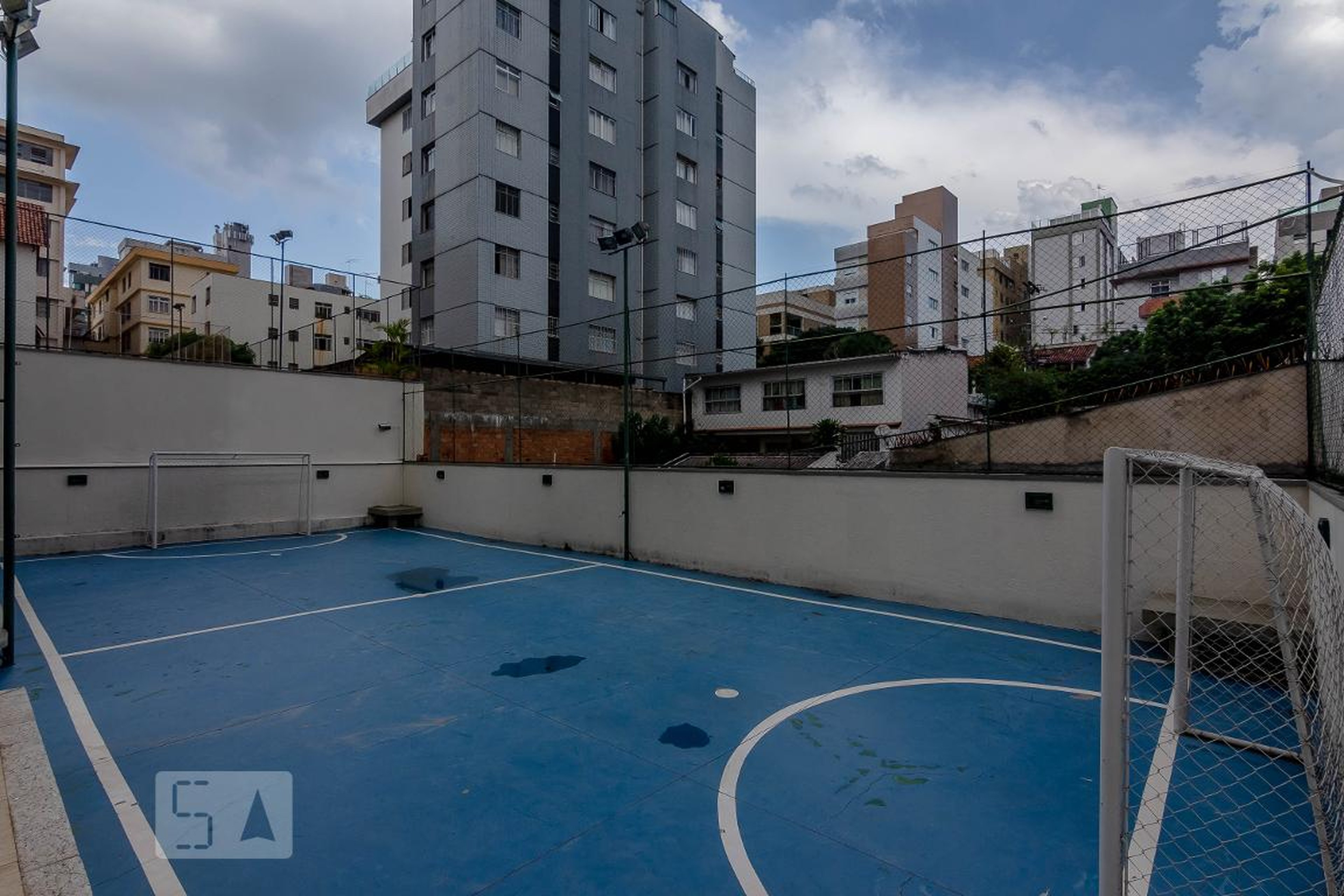 Edifício Condomínio em Rua Nunes Viêira, 299