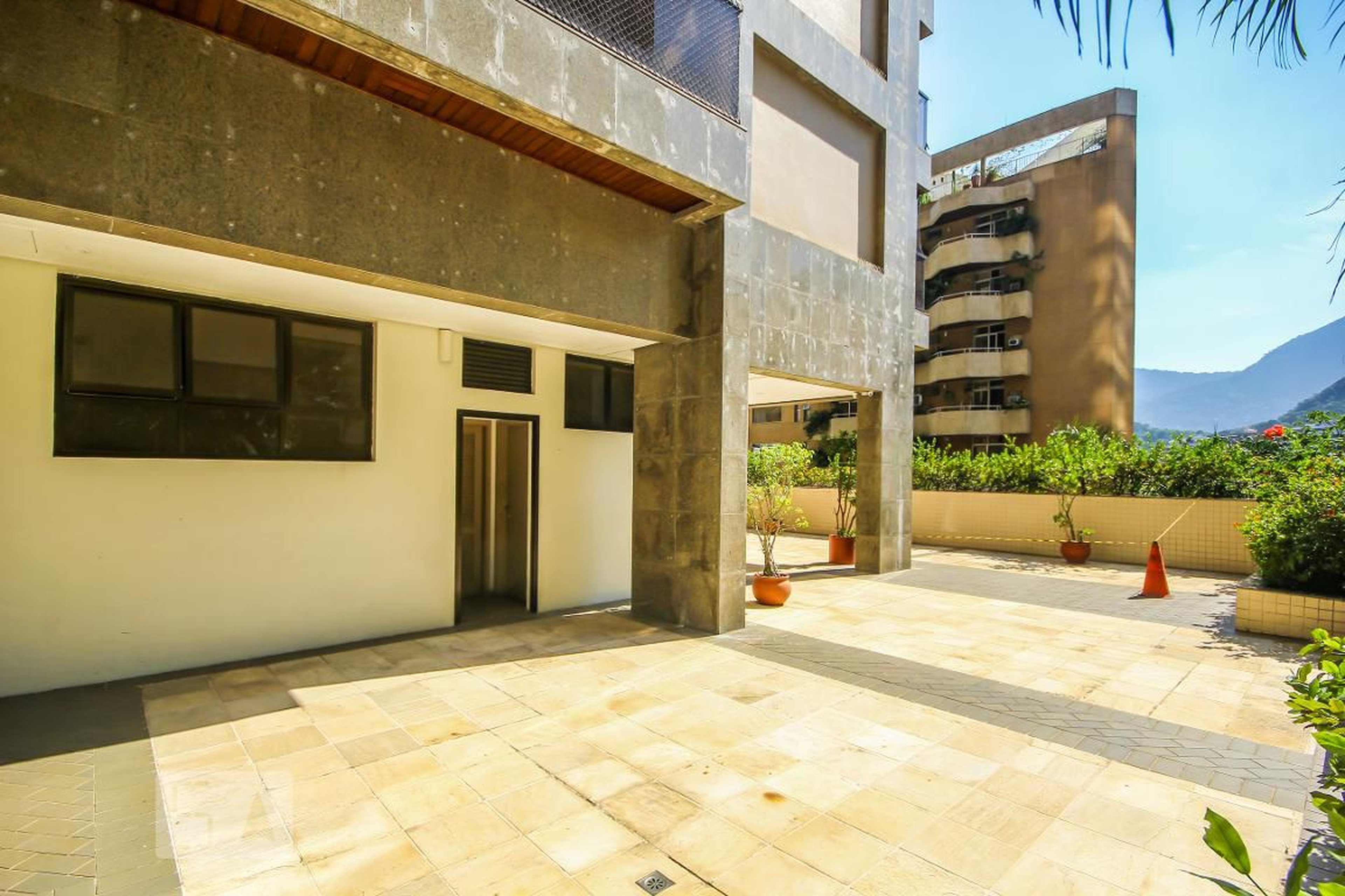 Playground - LA Residence