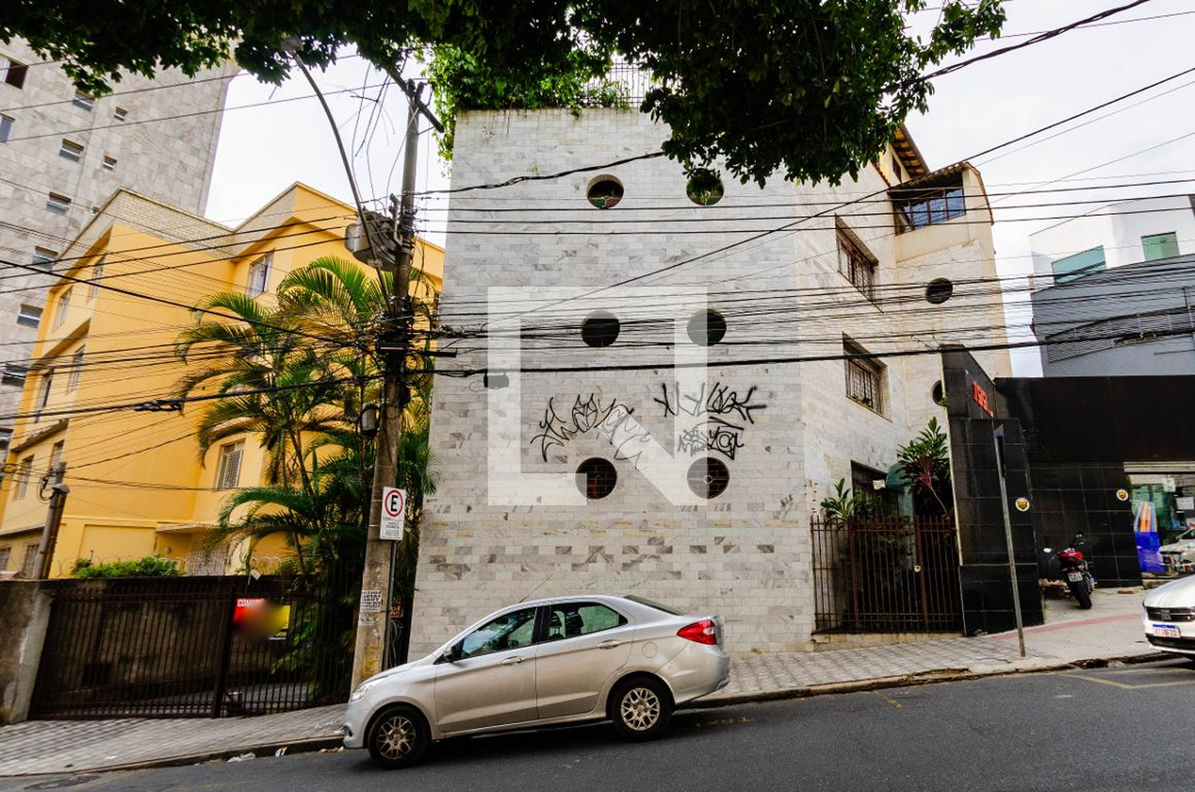 Fachada Edifício Luiz Gustavo