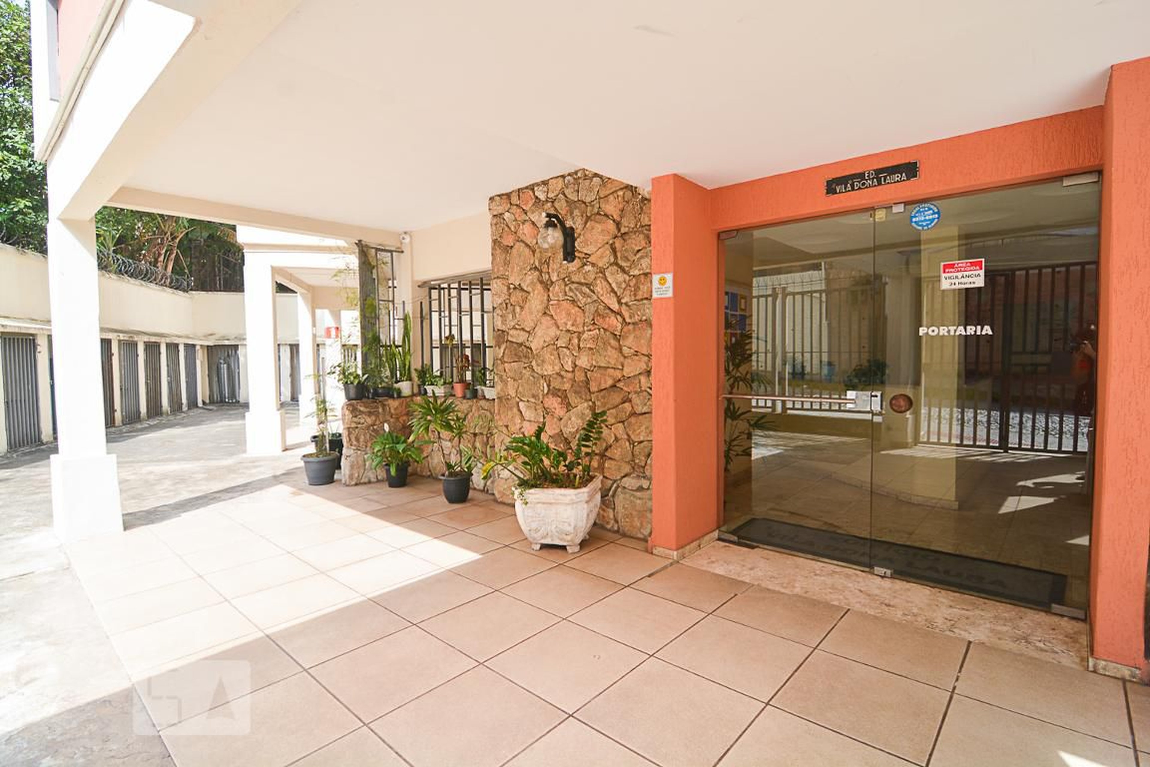 Entrada - Edifício Vila Dona Laura