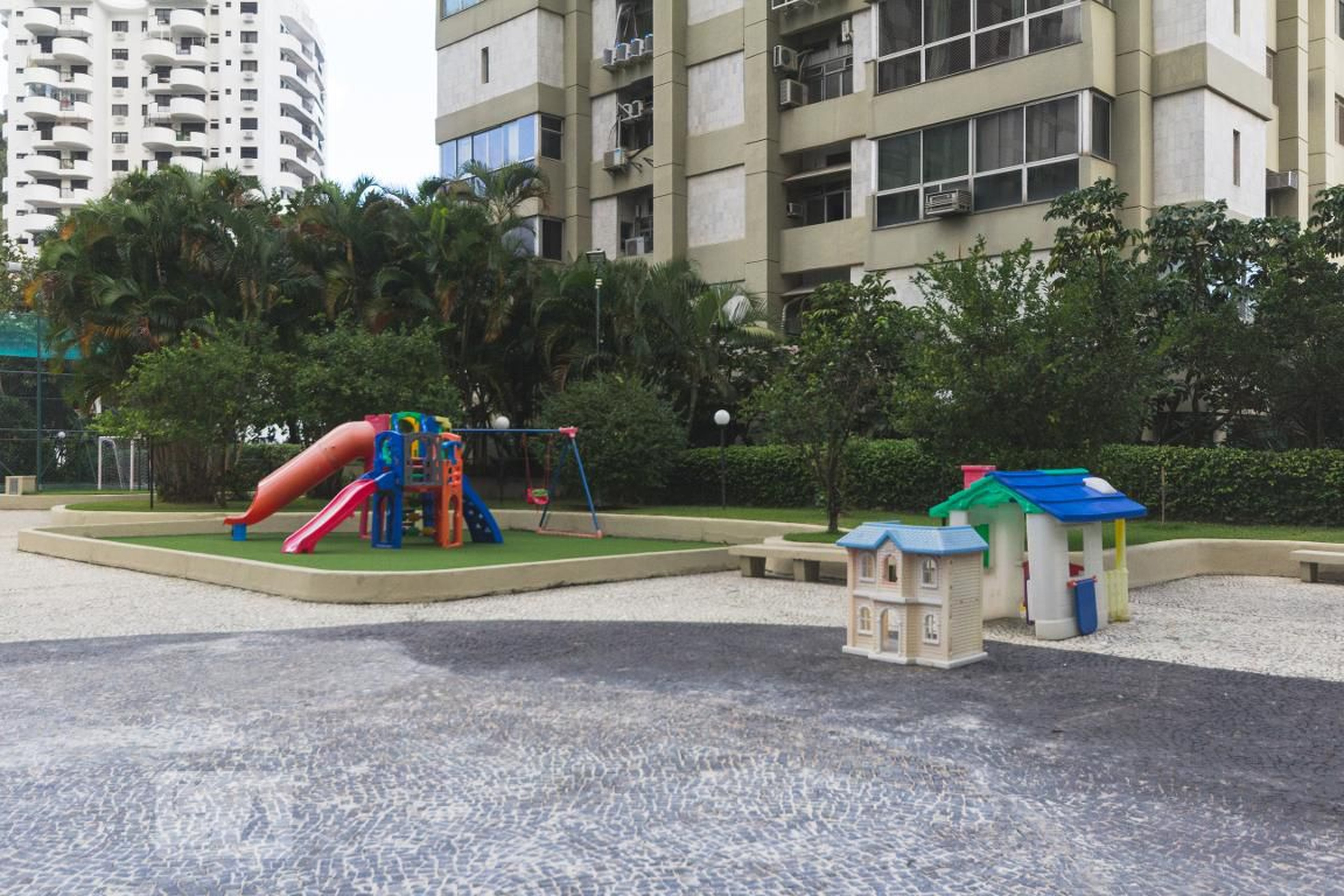 Playground - Village São Conrado