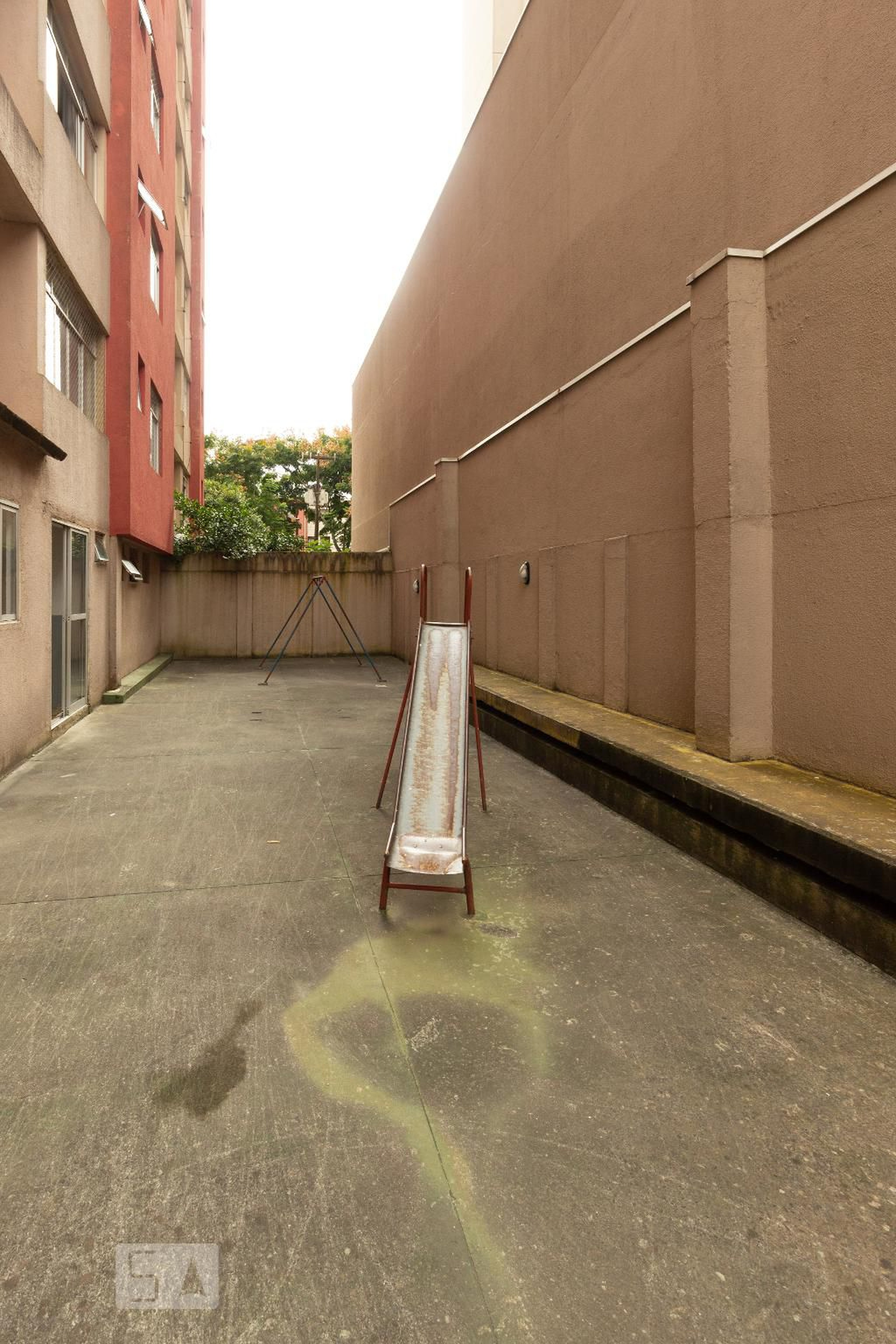 Playground - Edifício Village de Monaco