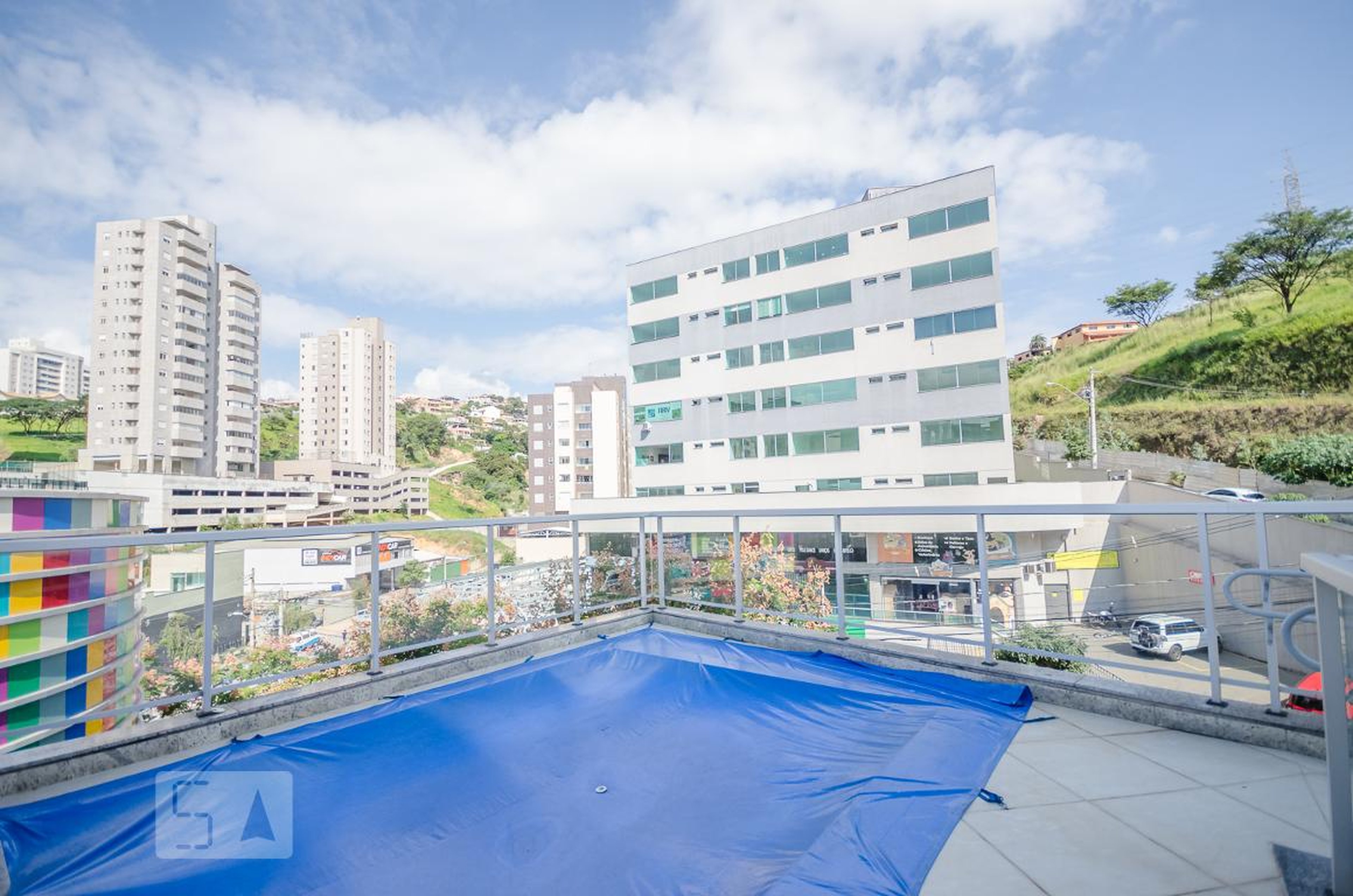 PISCINA - 