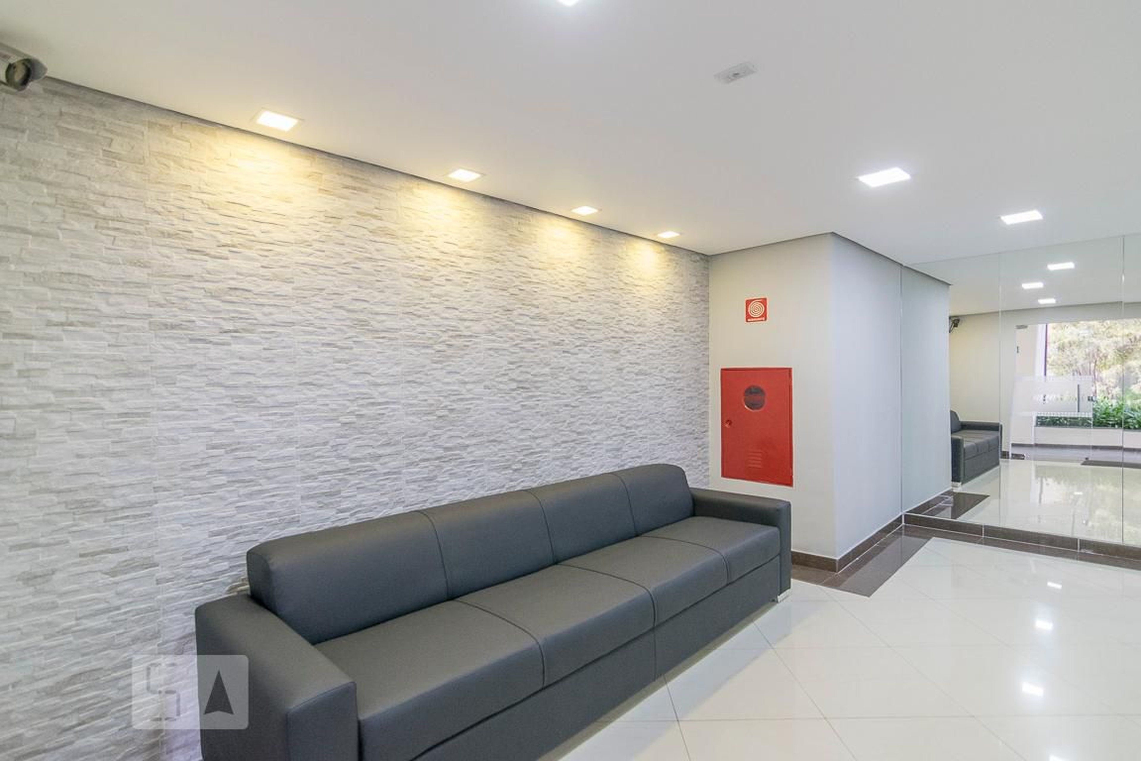 Hall de Entrada - omí­Nio Vila Rica