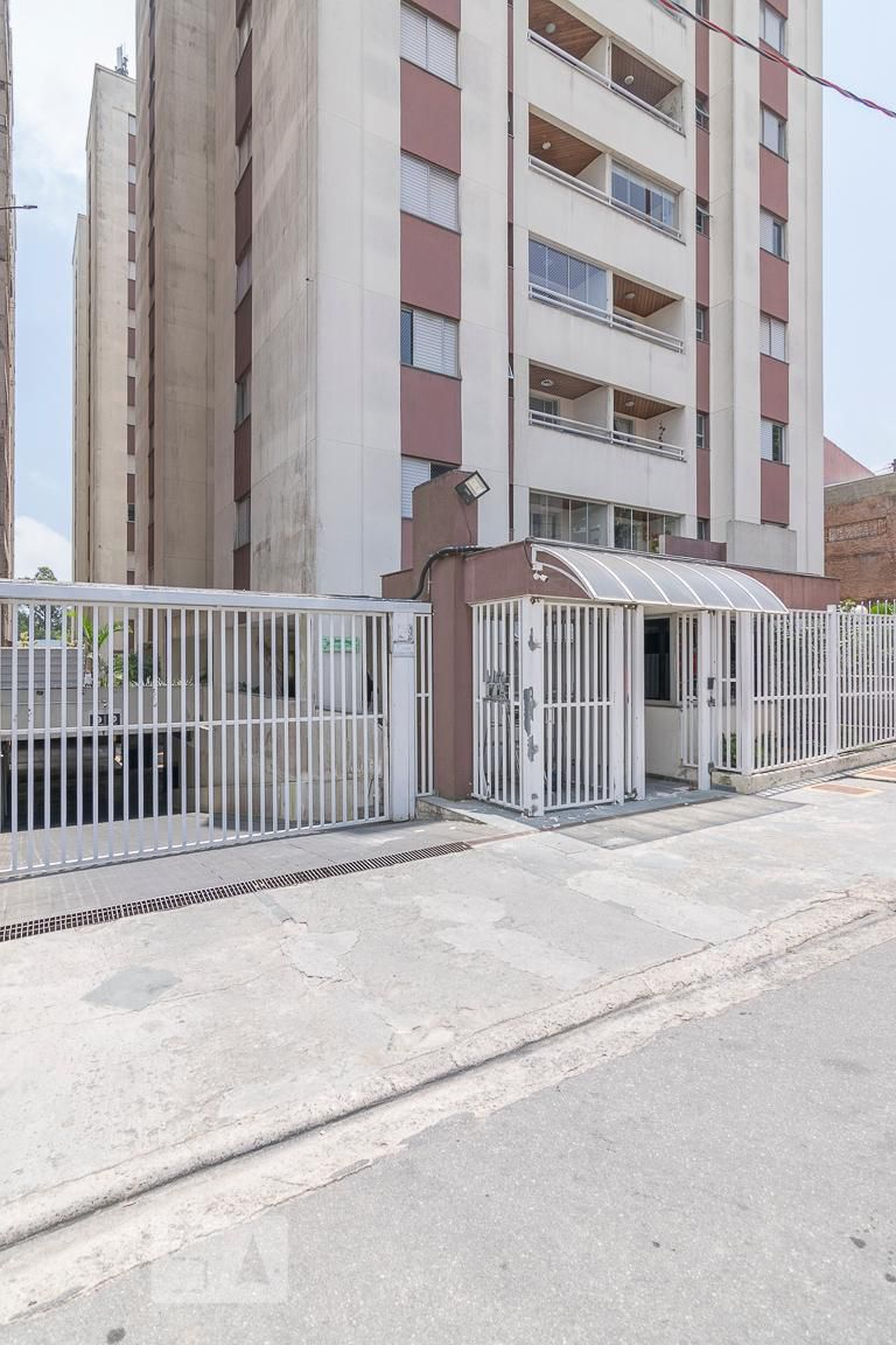 Fachada Condomínio omí­Nio Vila Rica