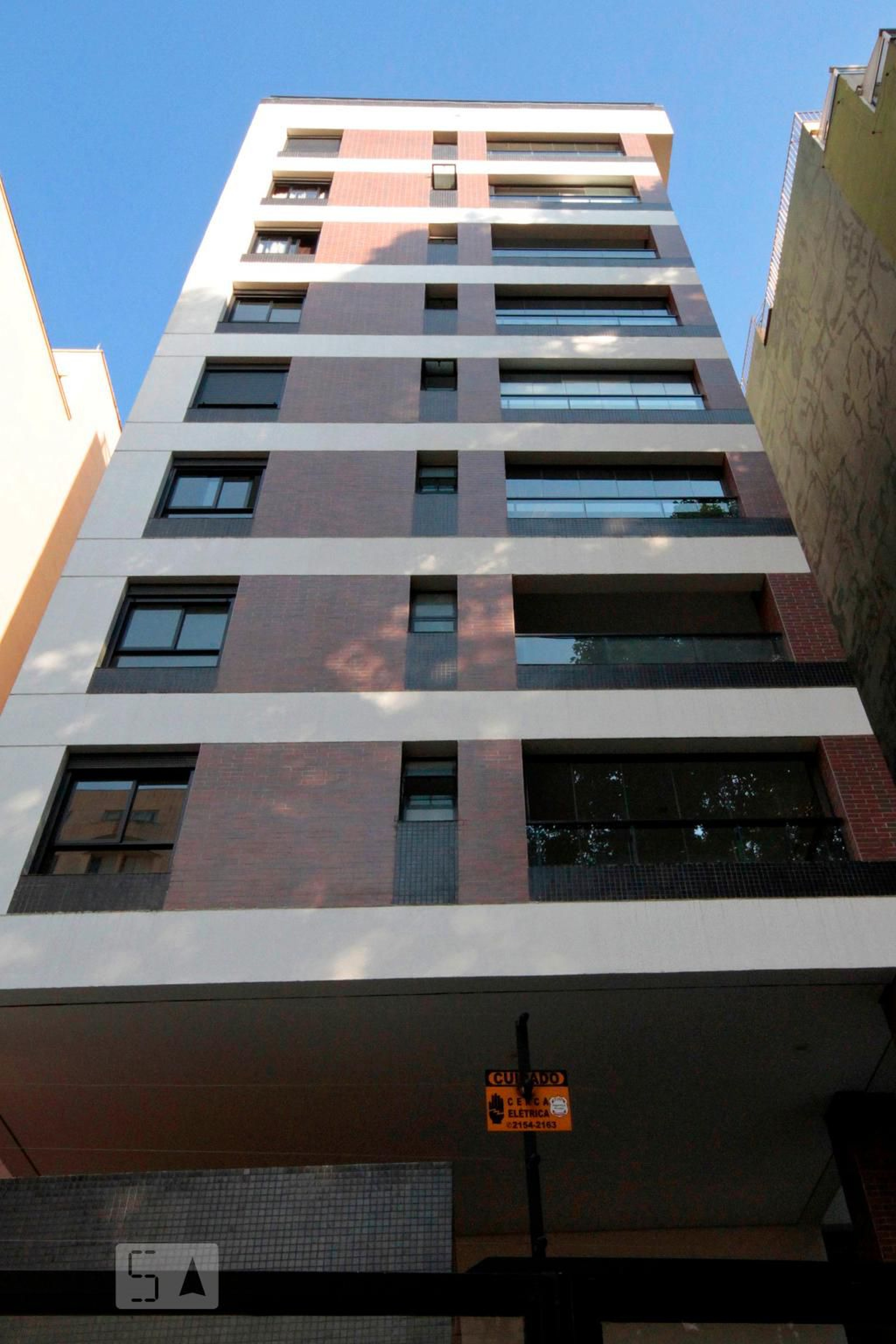 Fachada do Condomínio Edifício Roof Garden