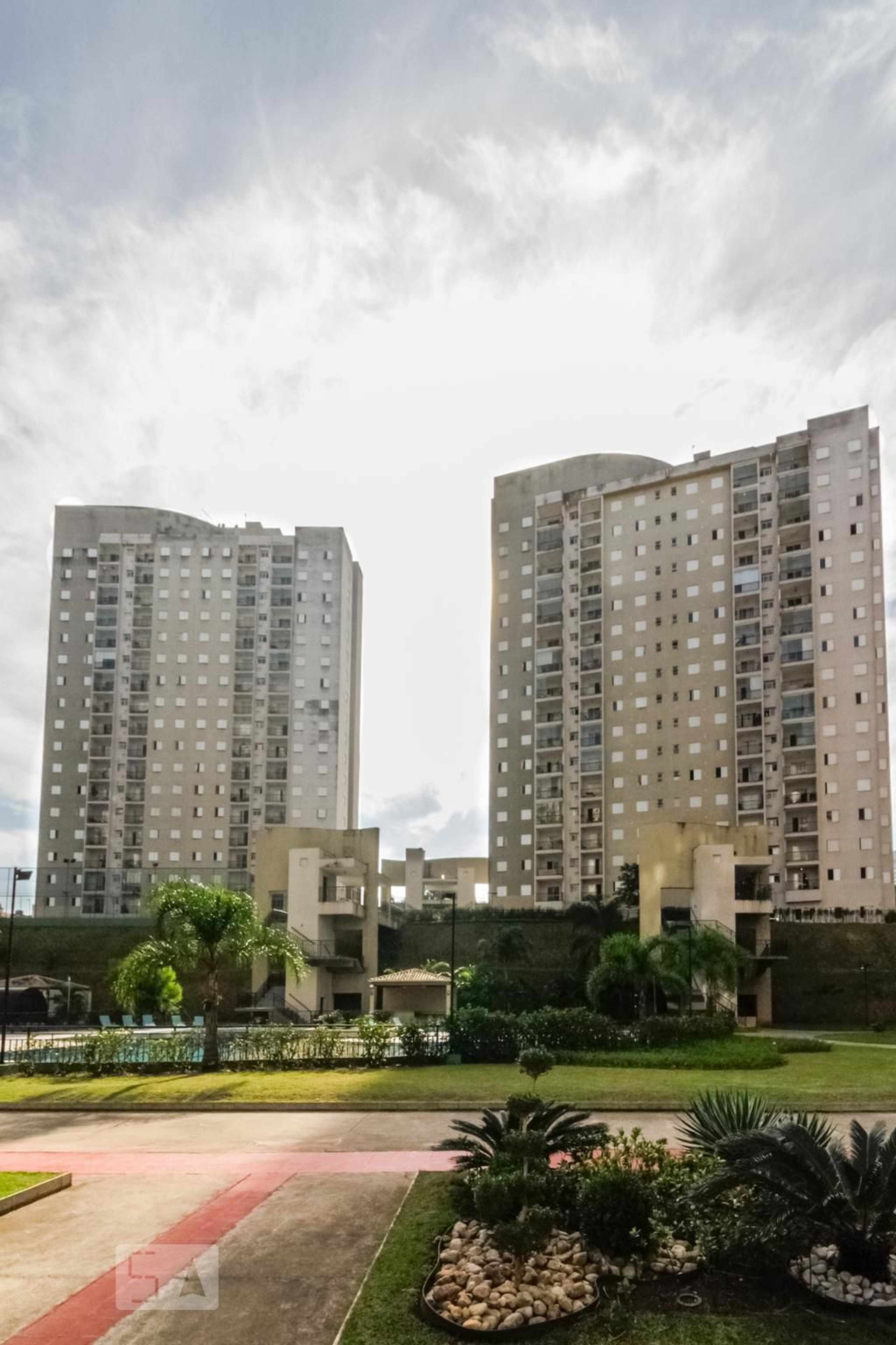 Fachada Condomínio em Avenida Presidente João Goulart, 4