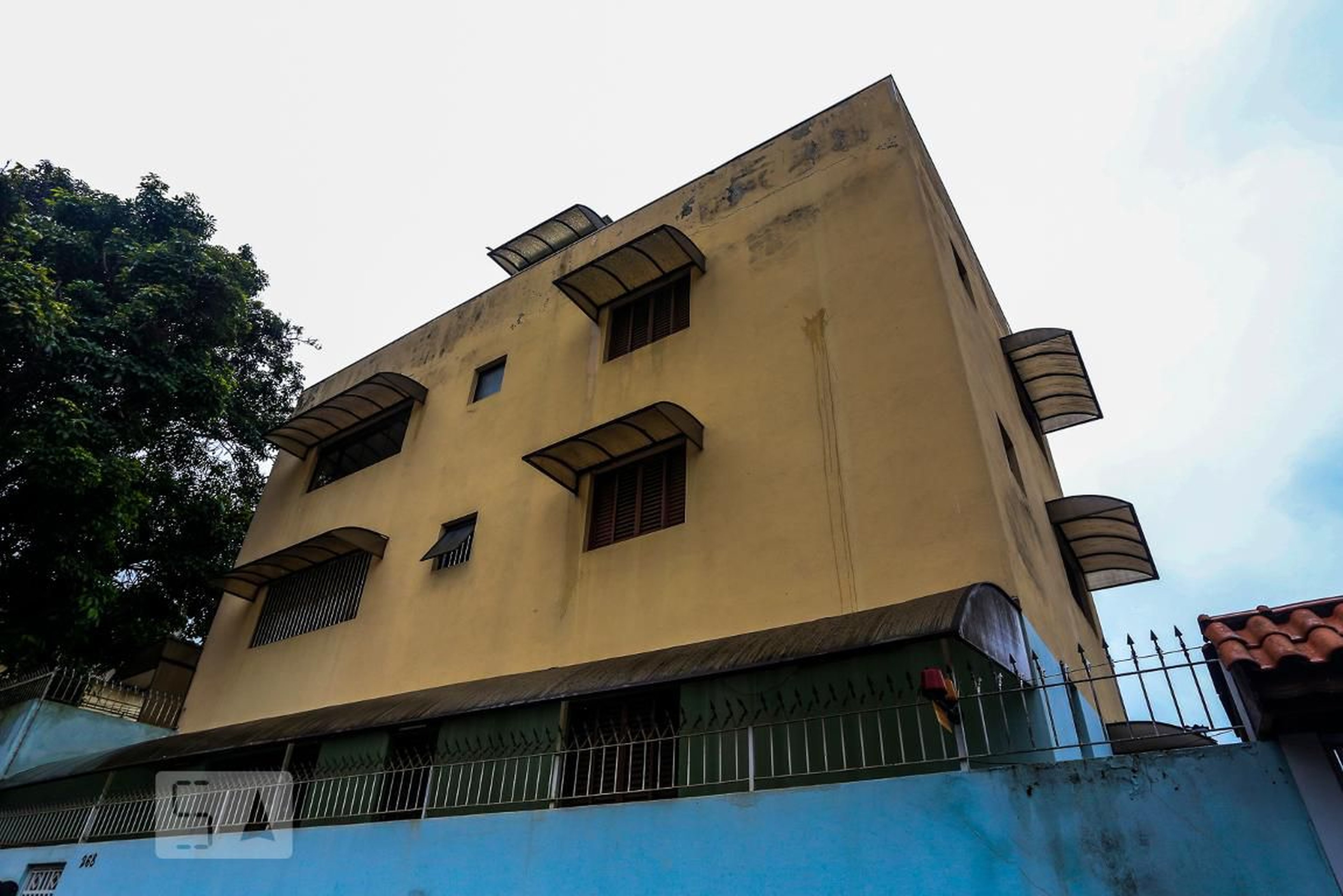 Fachada Condomínio em Rua Rafael Ficondo, 268