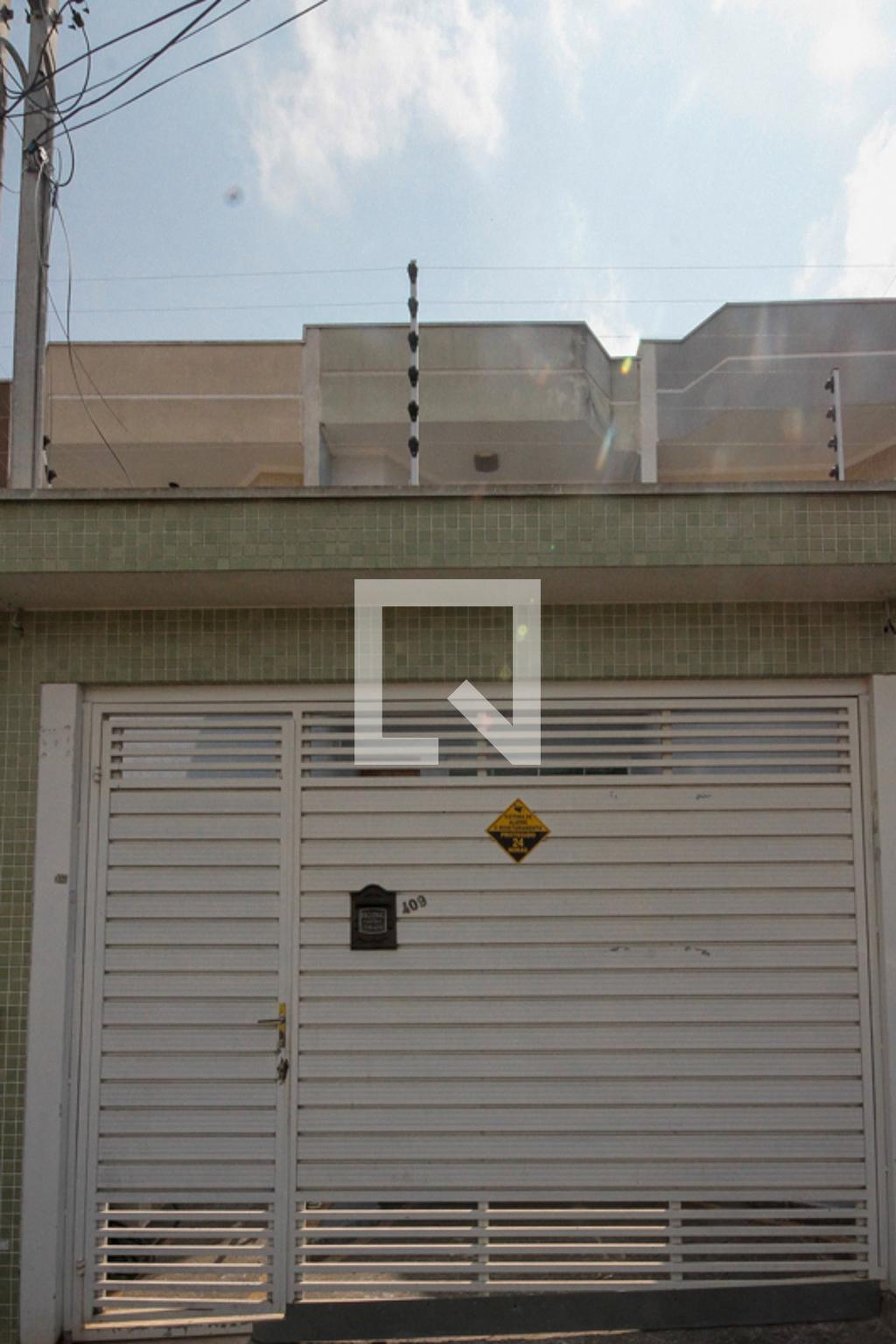 Fachada Condomínio em R. Felício Pereira, 409